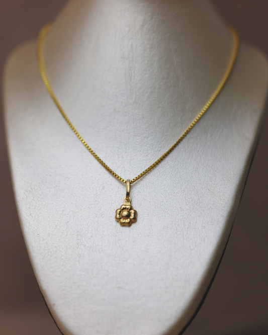Dije de florecita + cadena veneciana #263