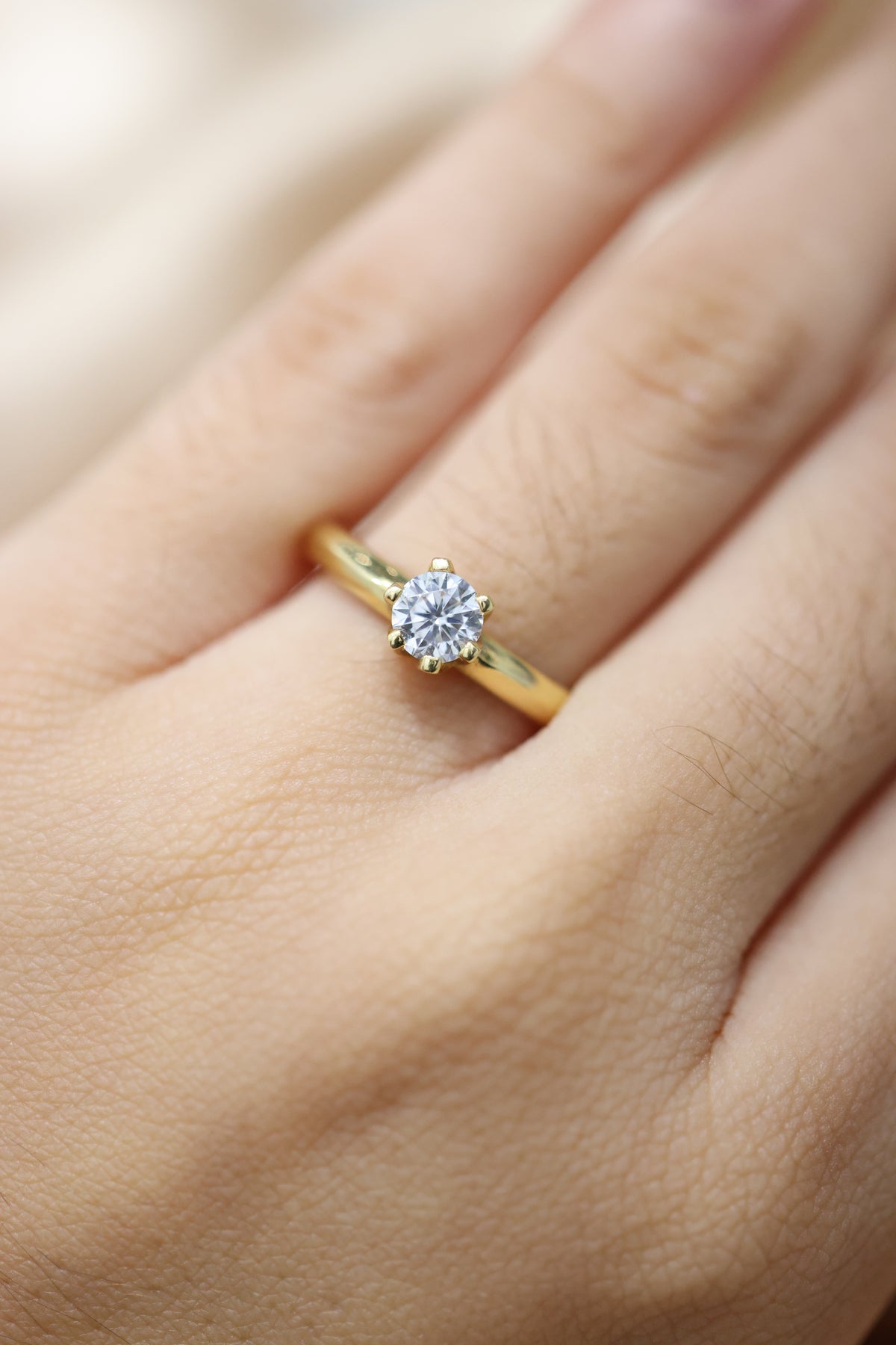 6-prong solitaire ring #aa21