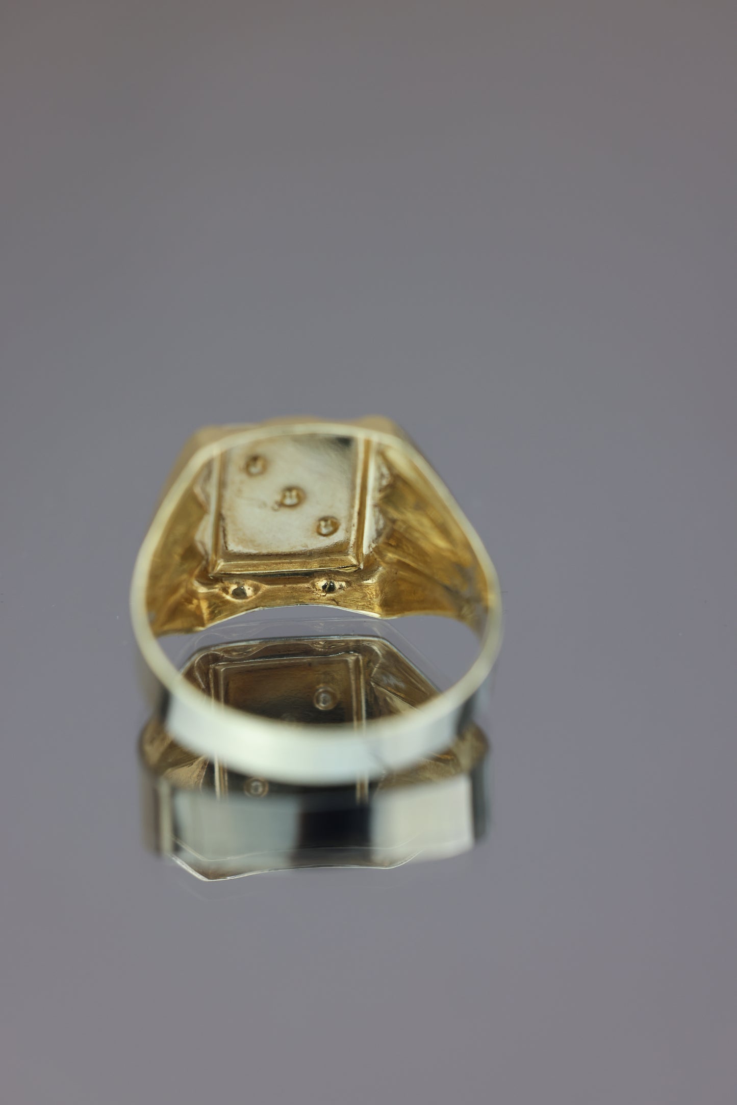 Anillo cuadrado con circones #422