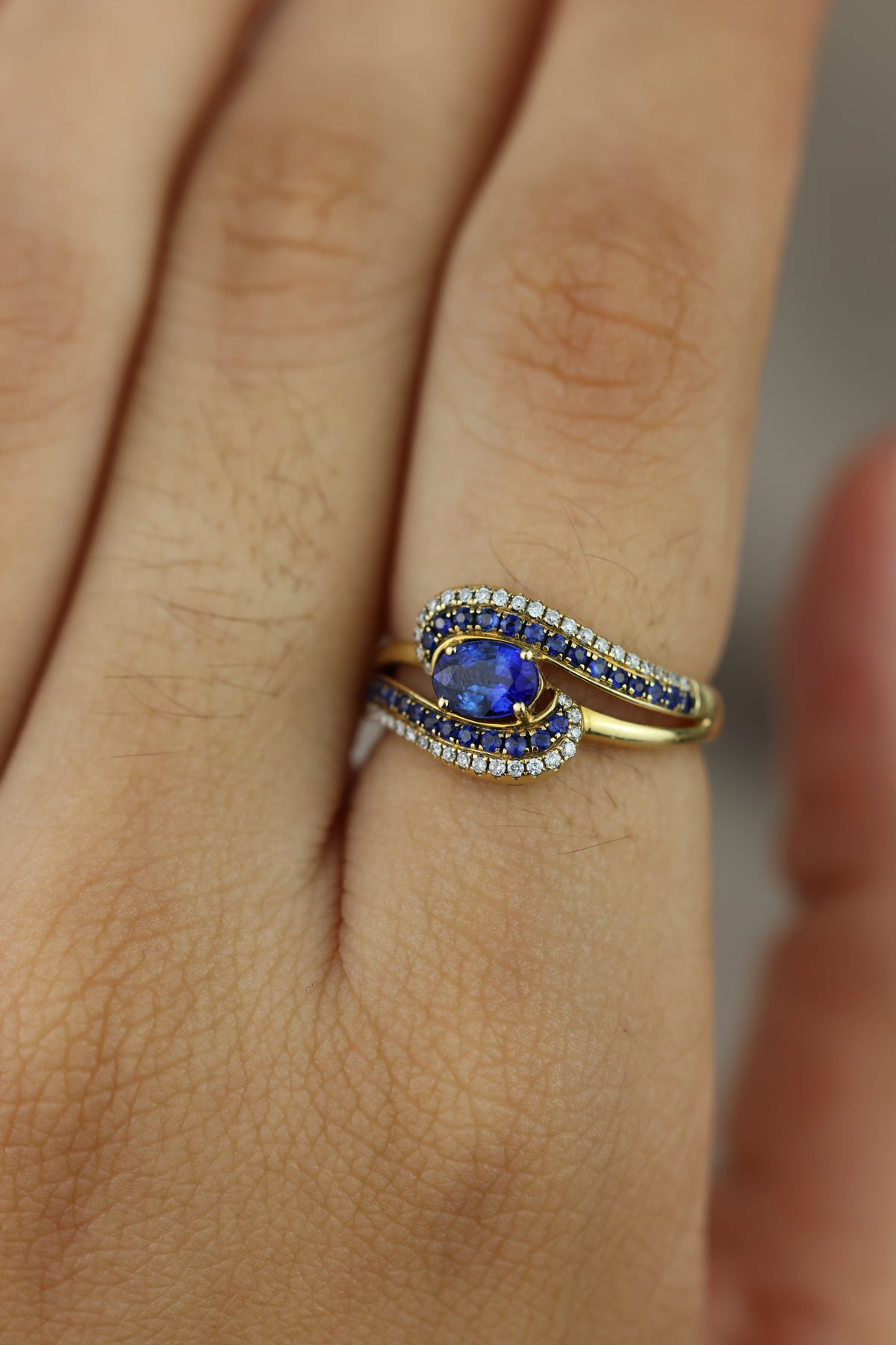 Sapphire wave ring