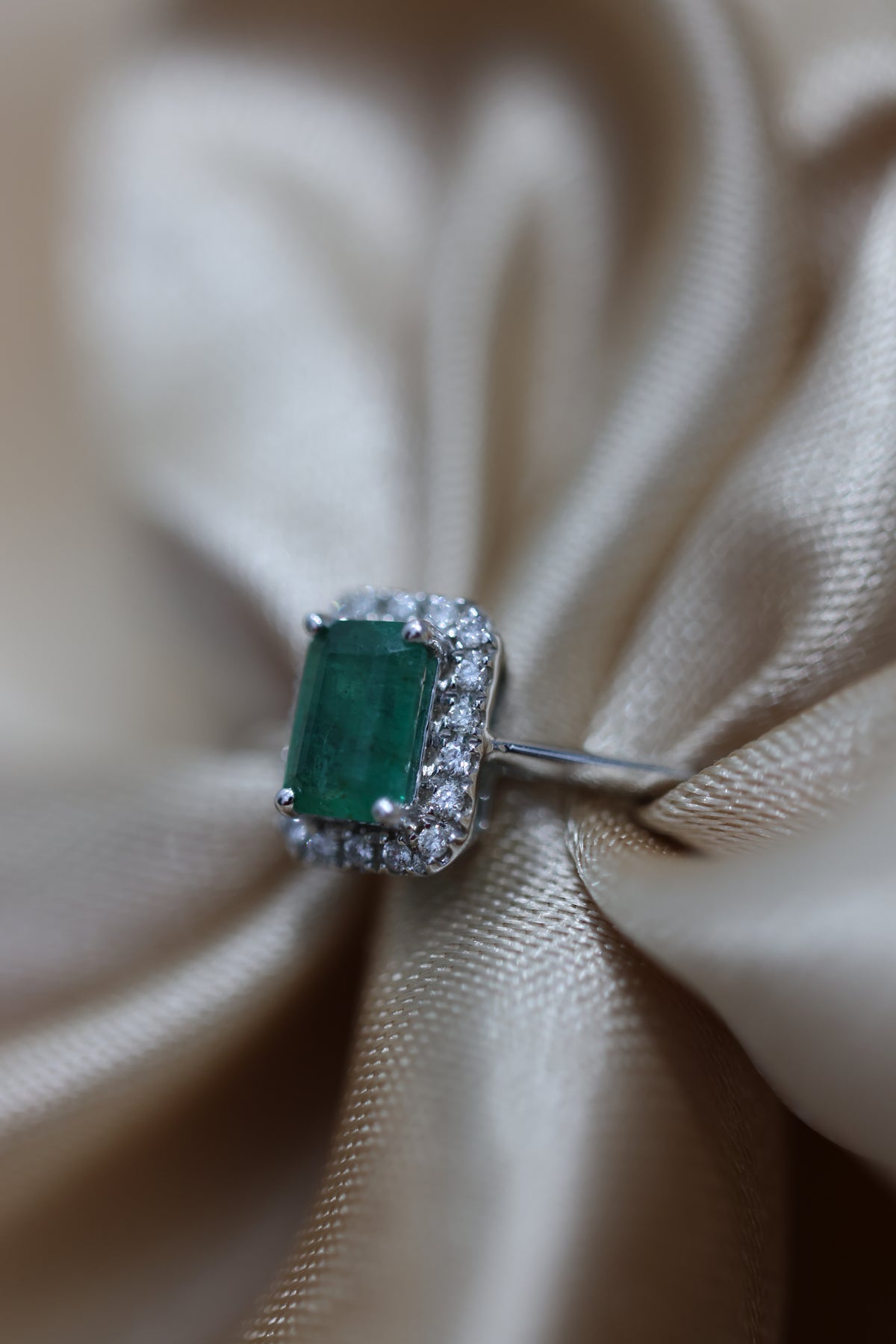 Emerald ring