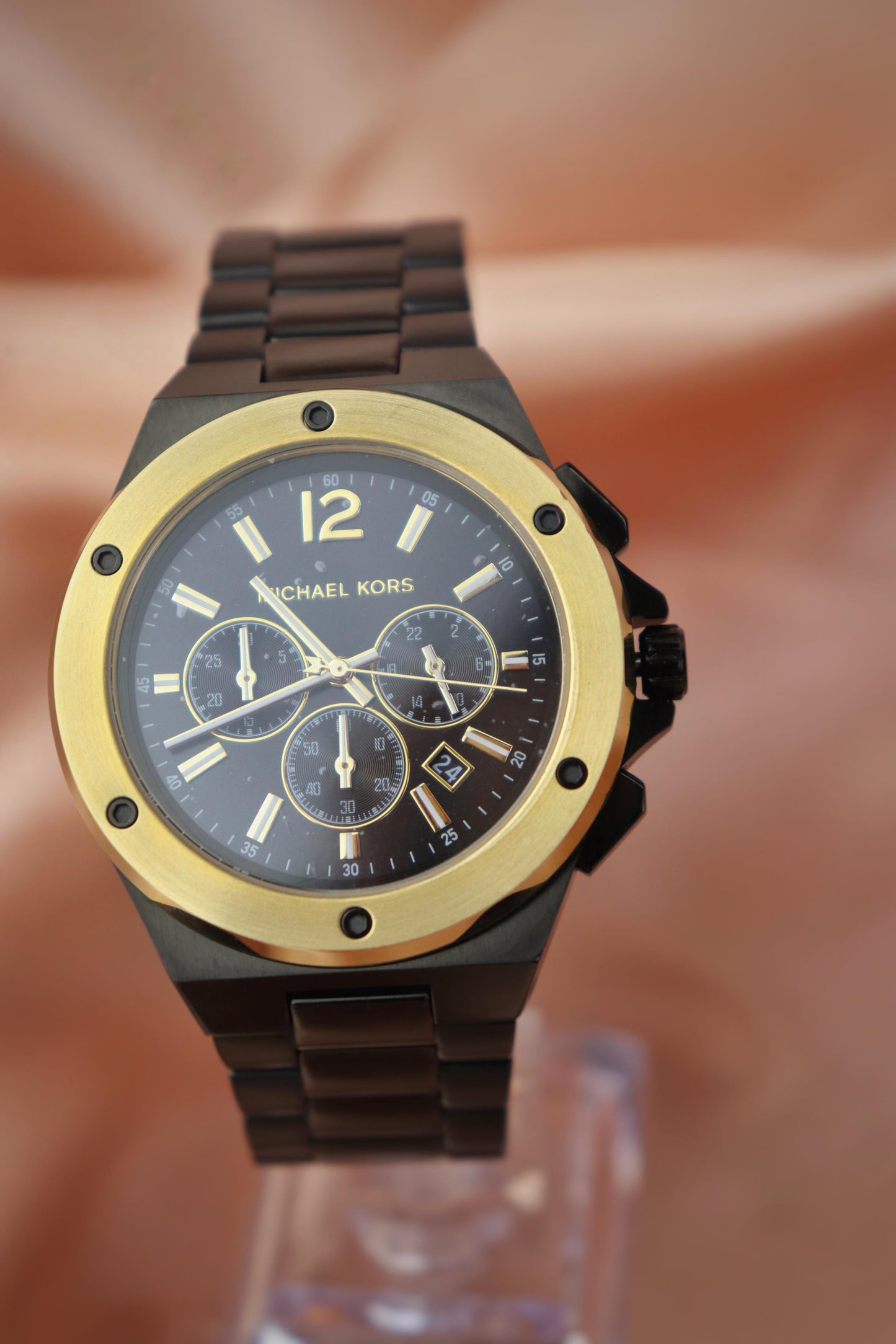 Reloj Michael Kors Negro con Detalles Dorados