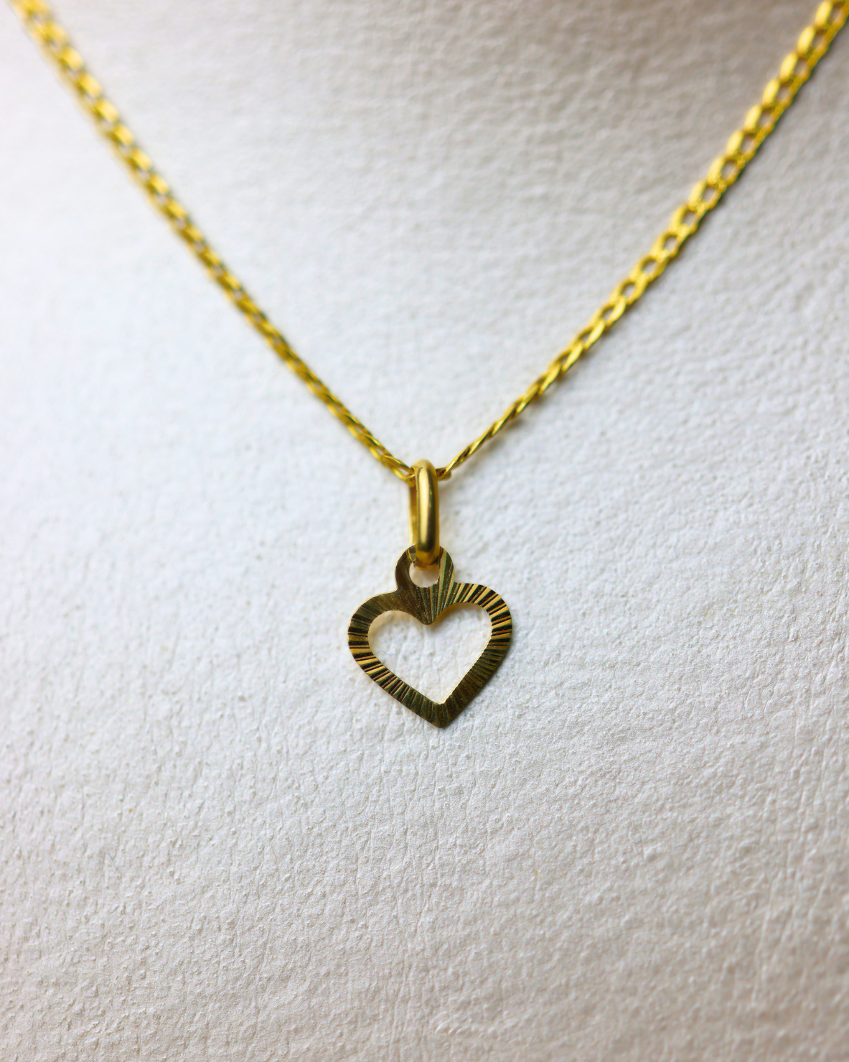 Dije de corazón pequeño + cadena mini gourmet #252