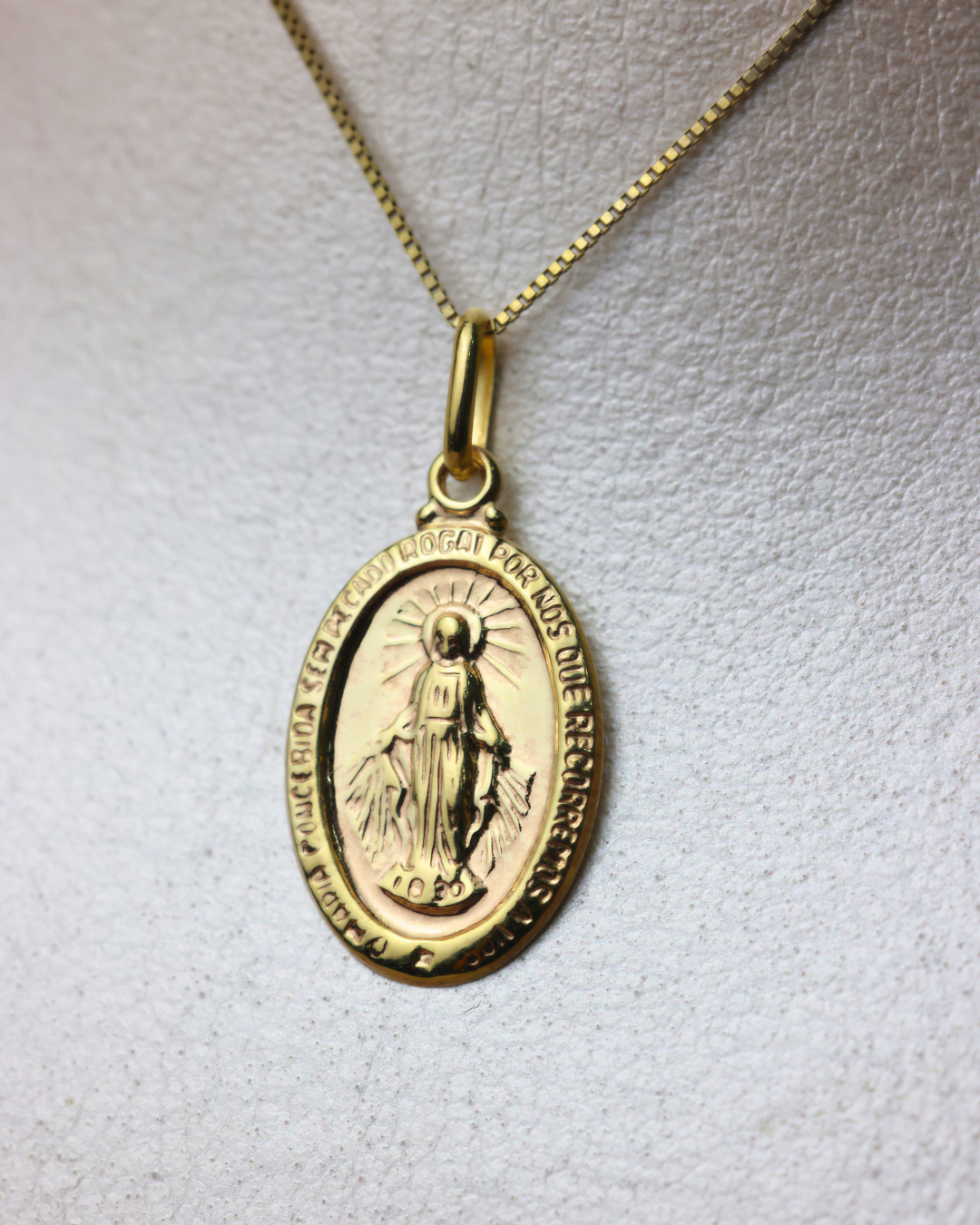 Dije de La Milagrosa mediana + Cadena veneciana #258