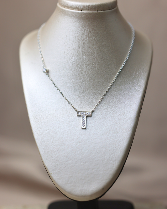 Collares con iniciales en plata 925 con circones