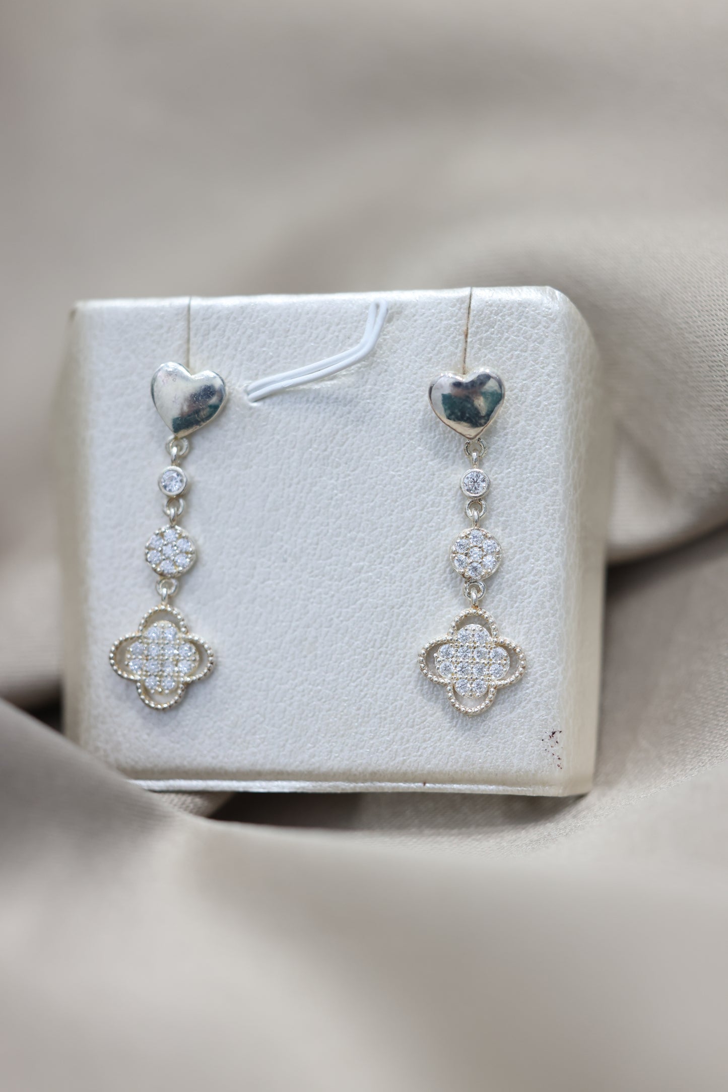 Aretes colgantes corazón #A69