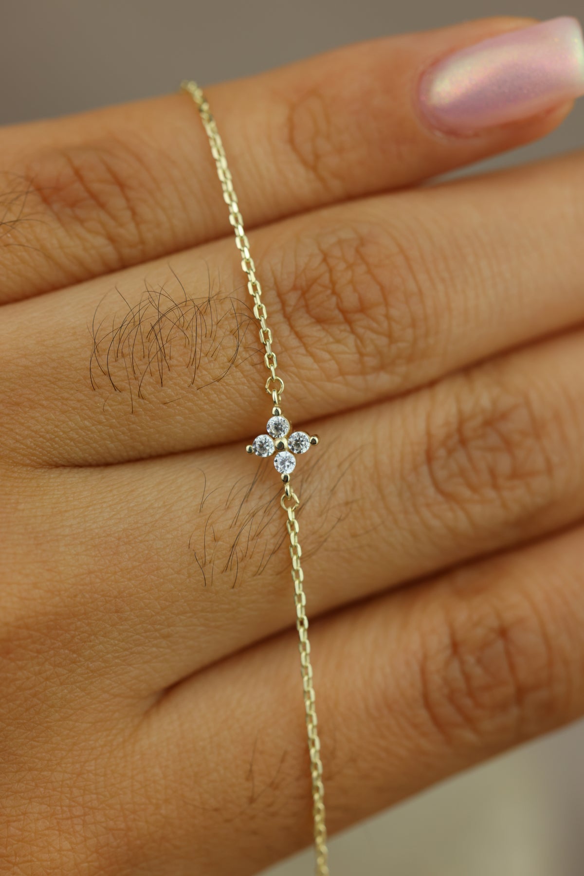 White little flower bracelet #600