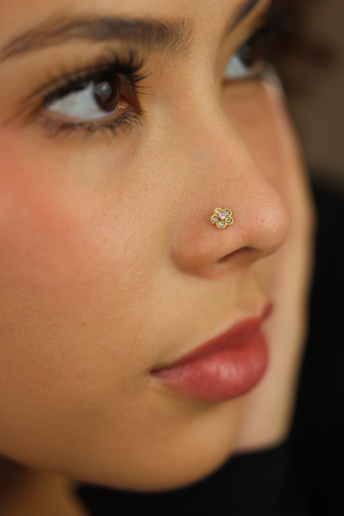 Piercing de flor para nariz #513