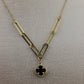 Collar con florecita negra #598