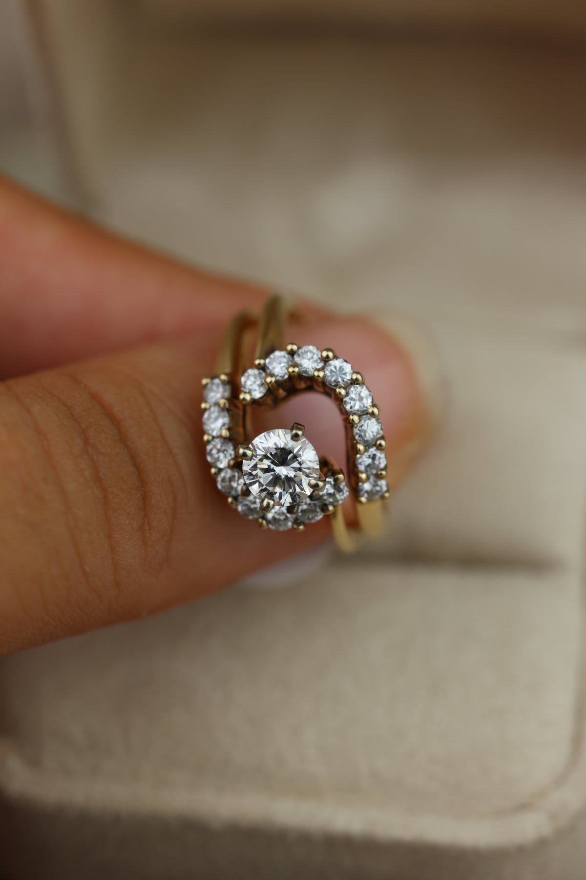 Diamond halo duo
