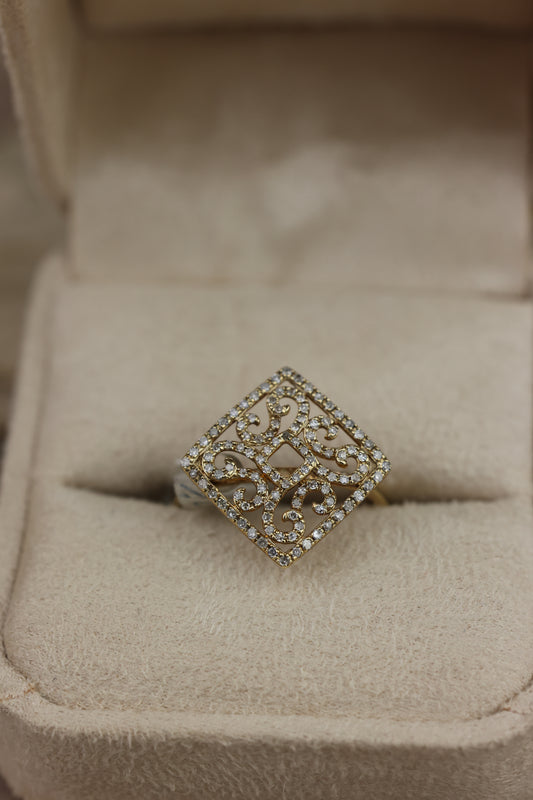 Alessia ring