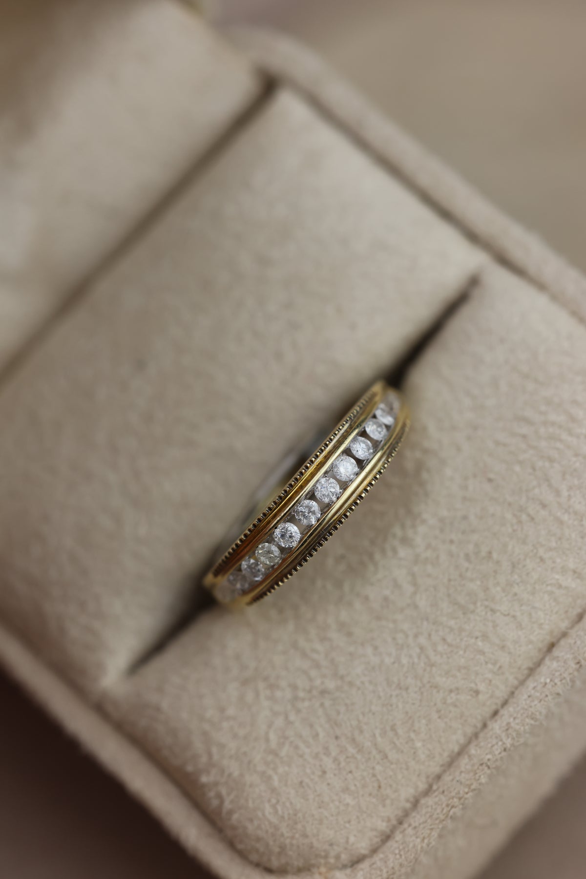 Ten diamond band