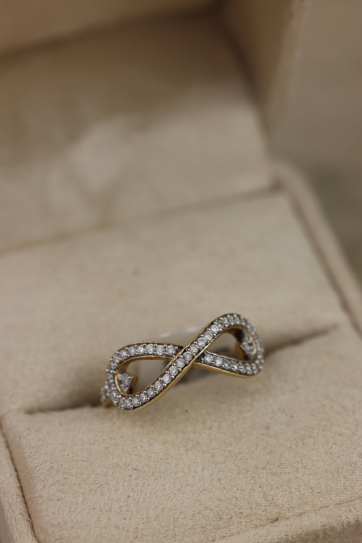 Infinity diamond ring