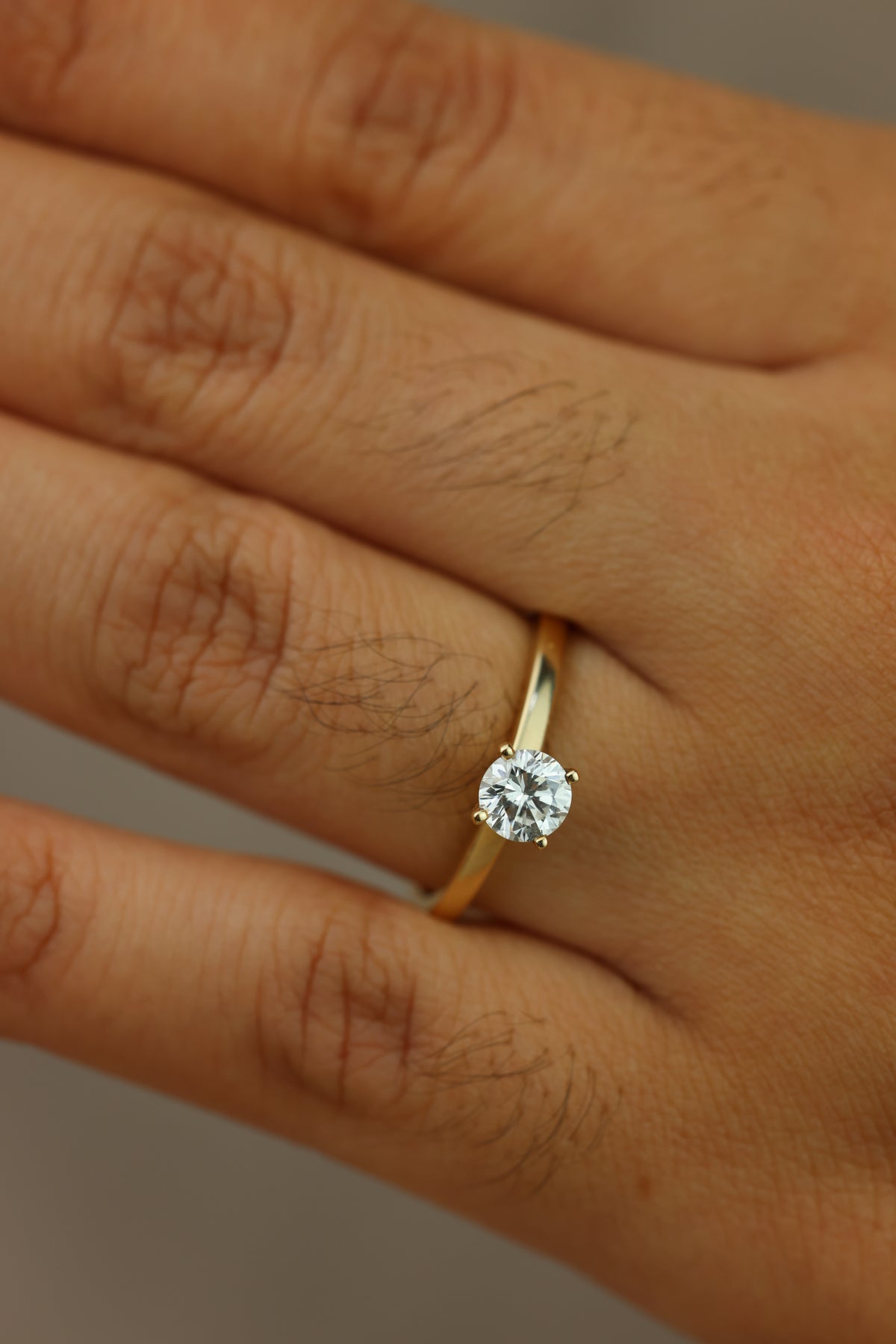 Solitaire diamond ring