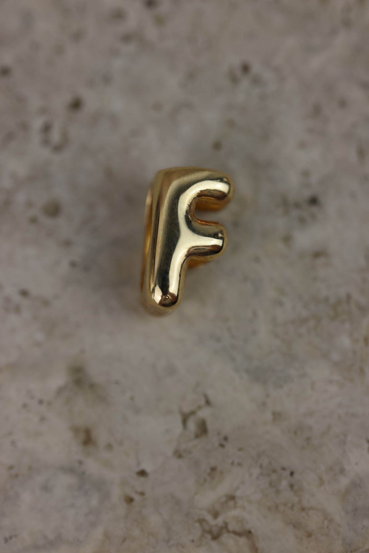 Iniciales chunky 18k