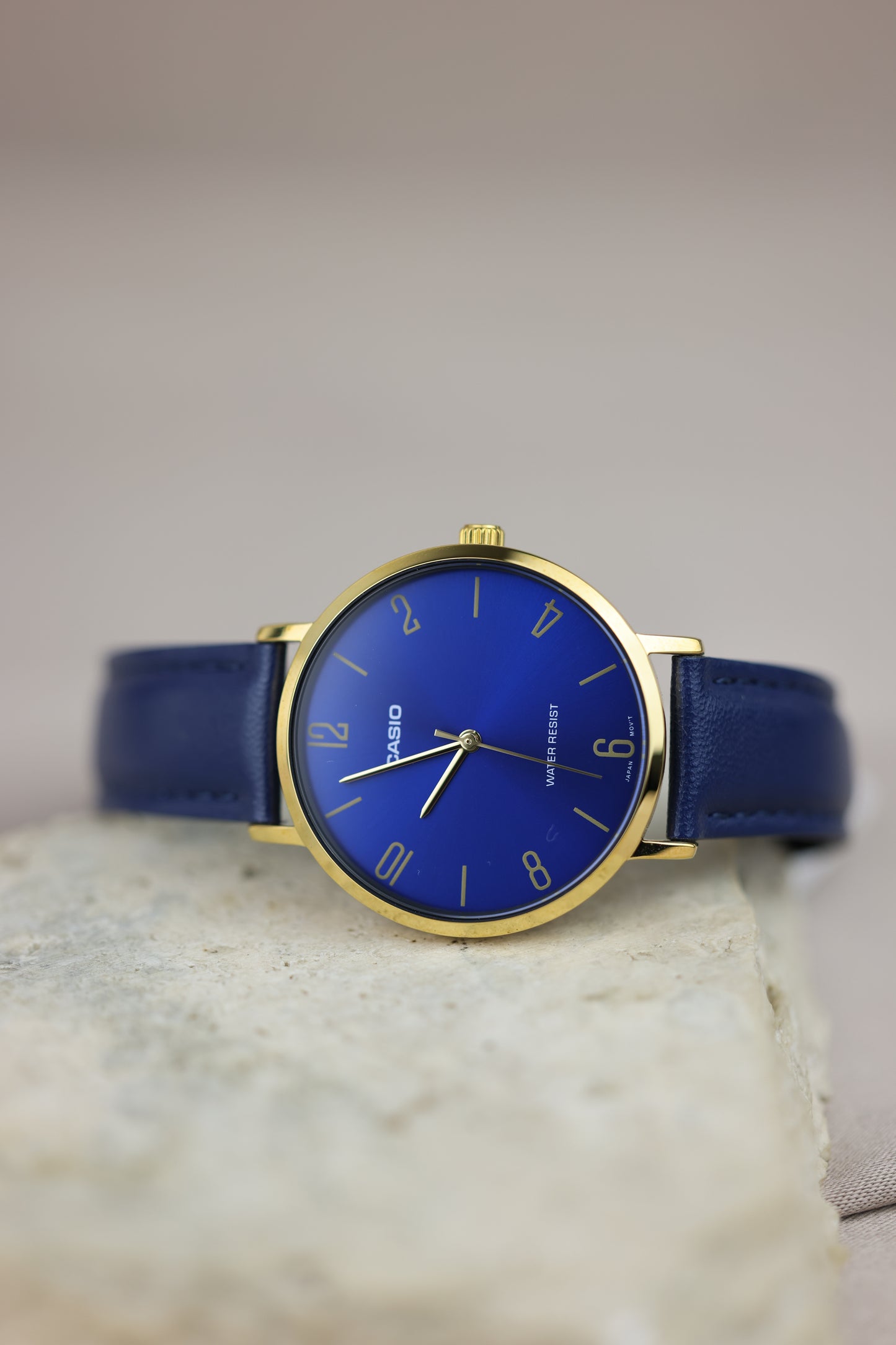 Reloj Casio pulso azul marino #287