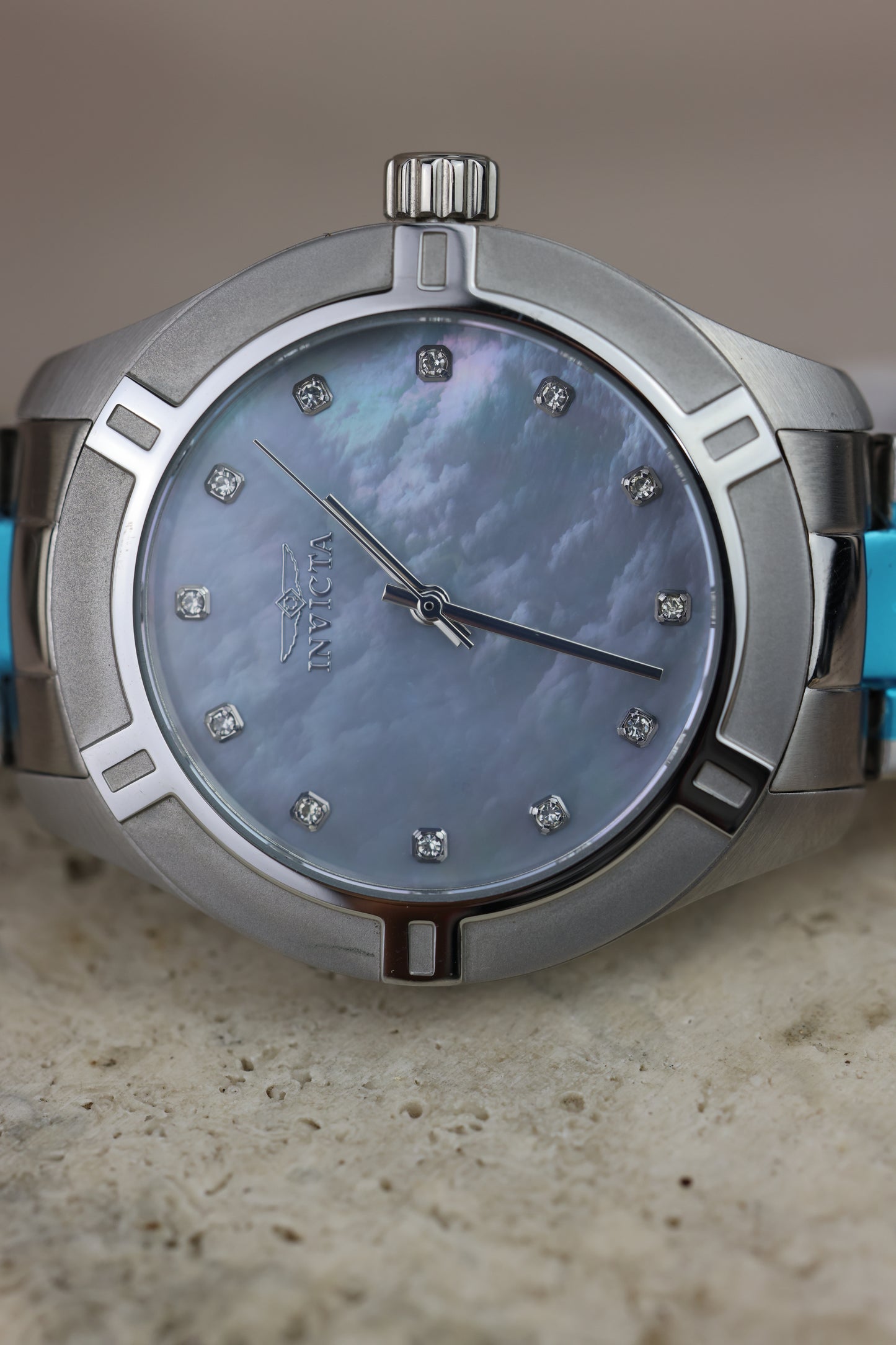 Reloj Invicta tornasol #306