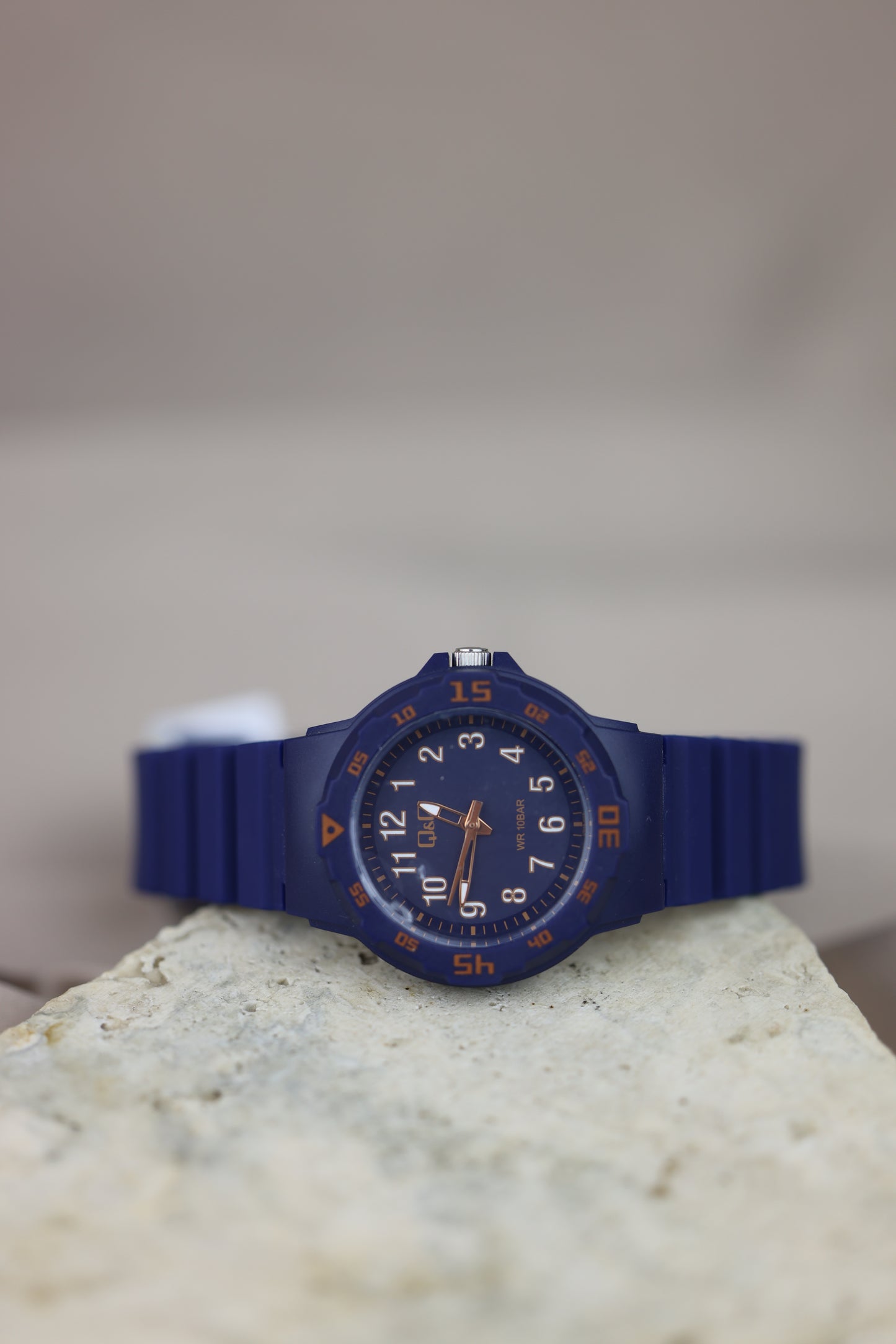 Reloj Q&Q azul marino #312