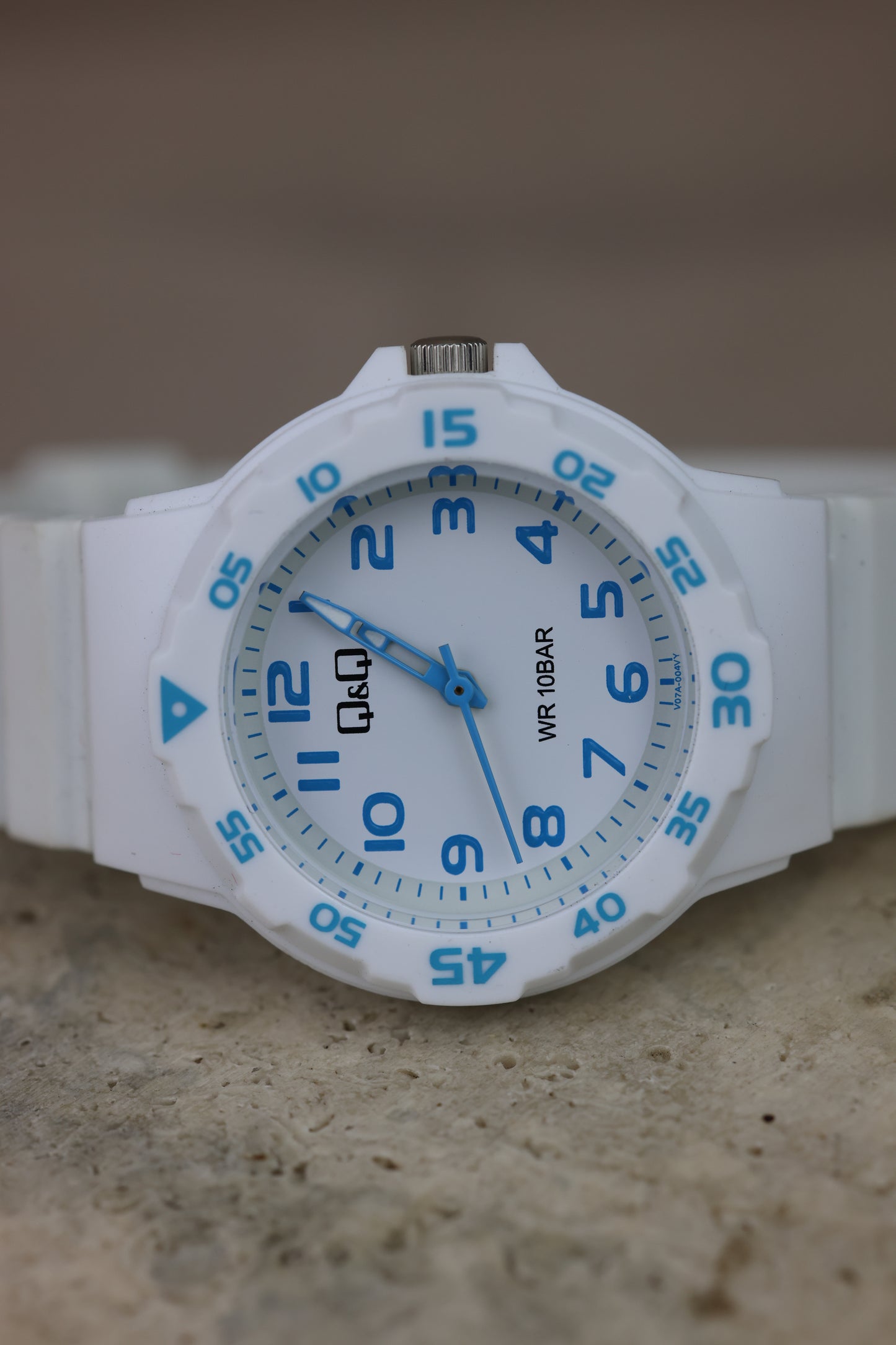 Reloj Q&Q blanco #315
