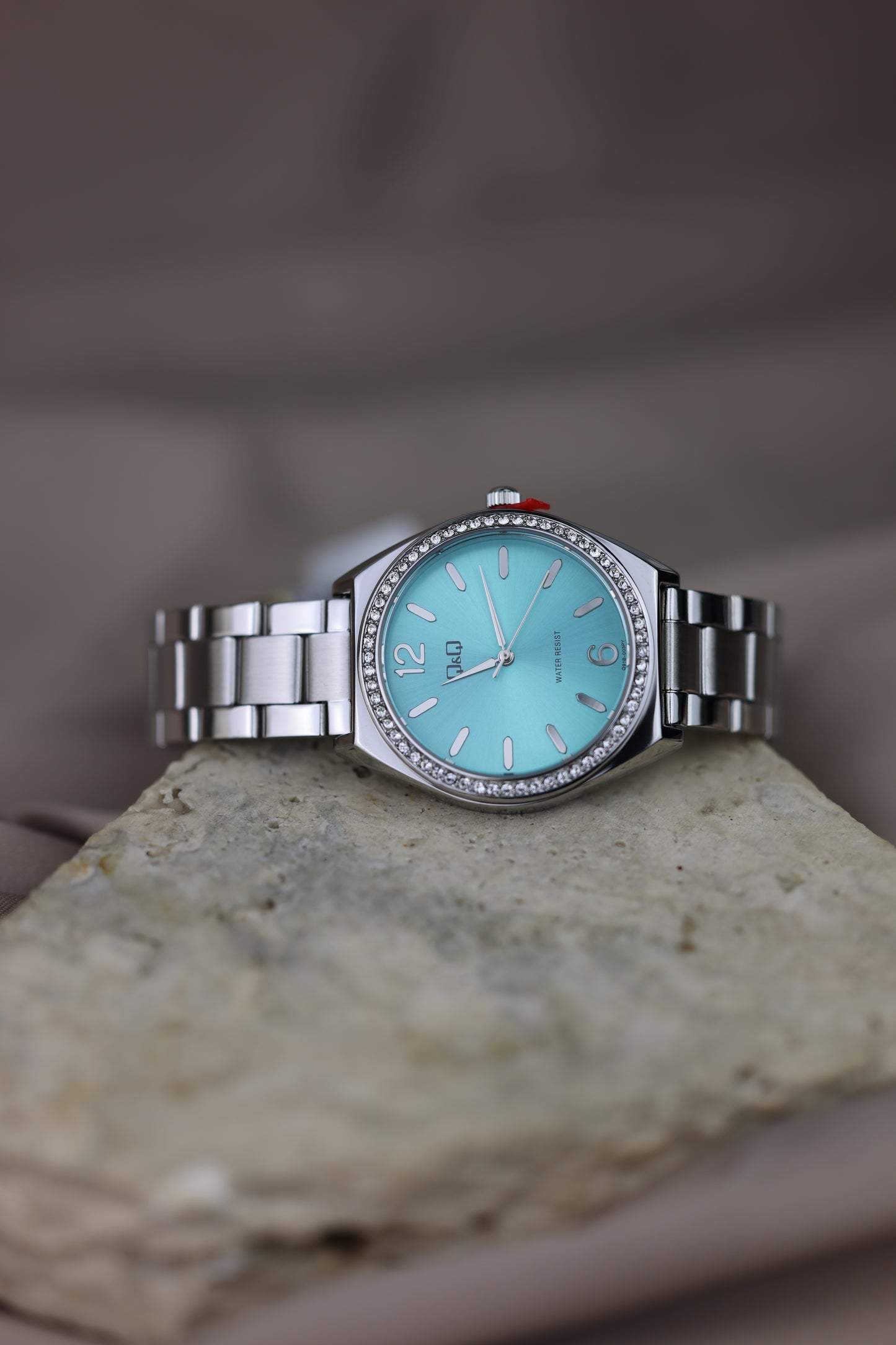 Reloj Q&Q cara celeste #319