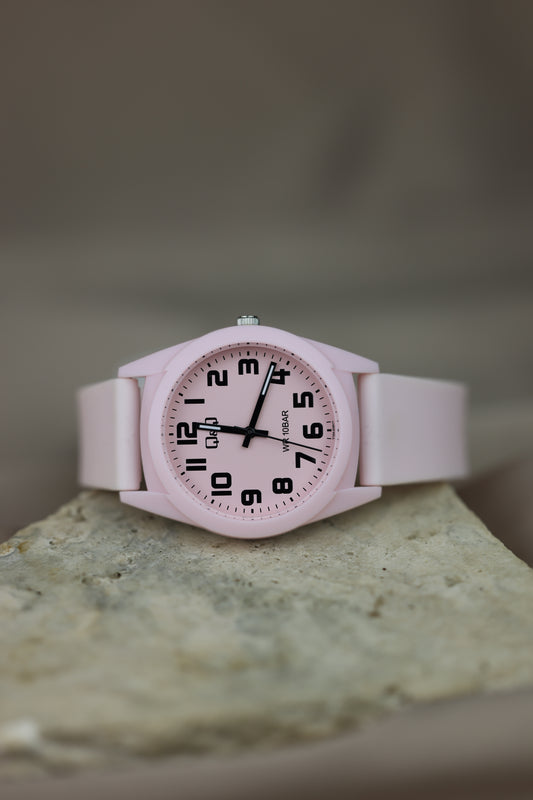 Reloj rosado Q&Q #318