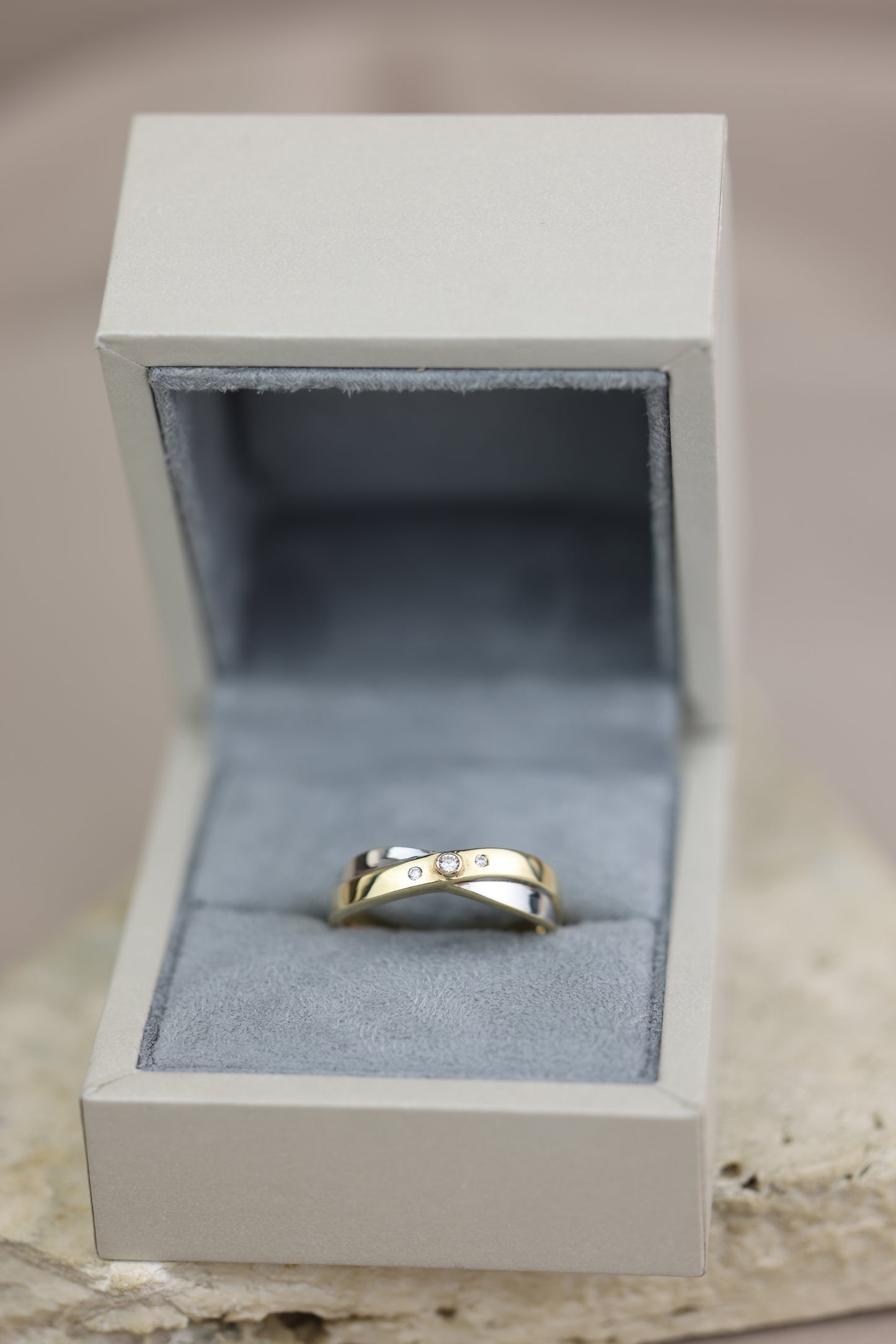 Anillo Tesoro 18k #384