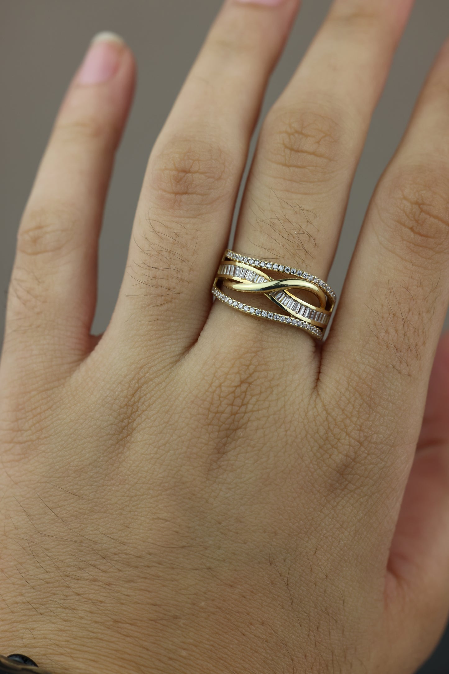 Anillo Selene de 18k #393