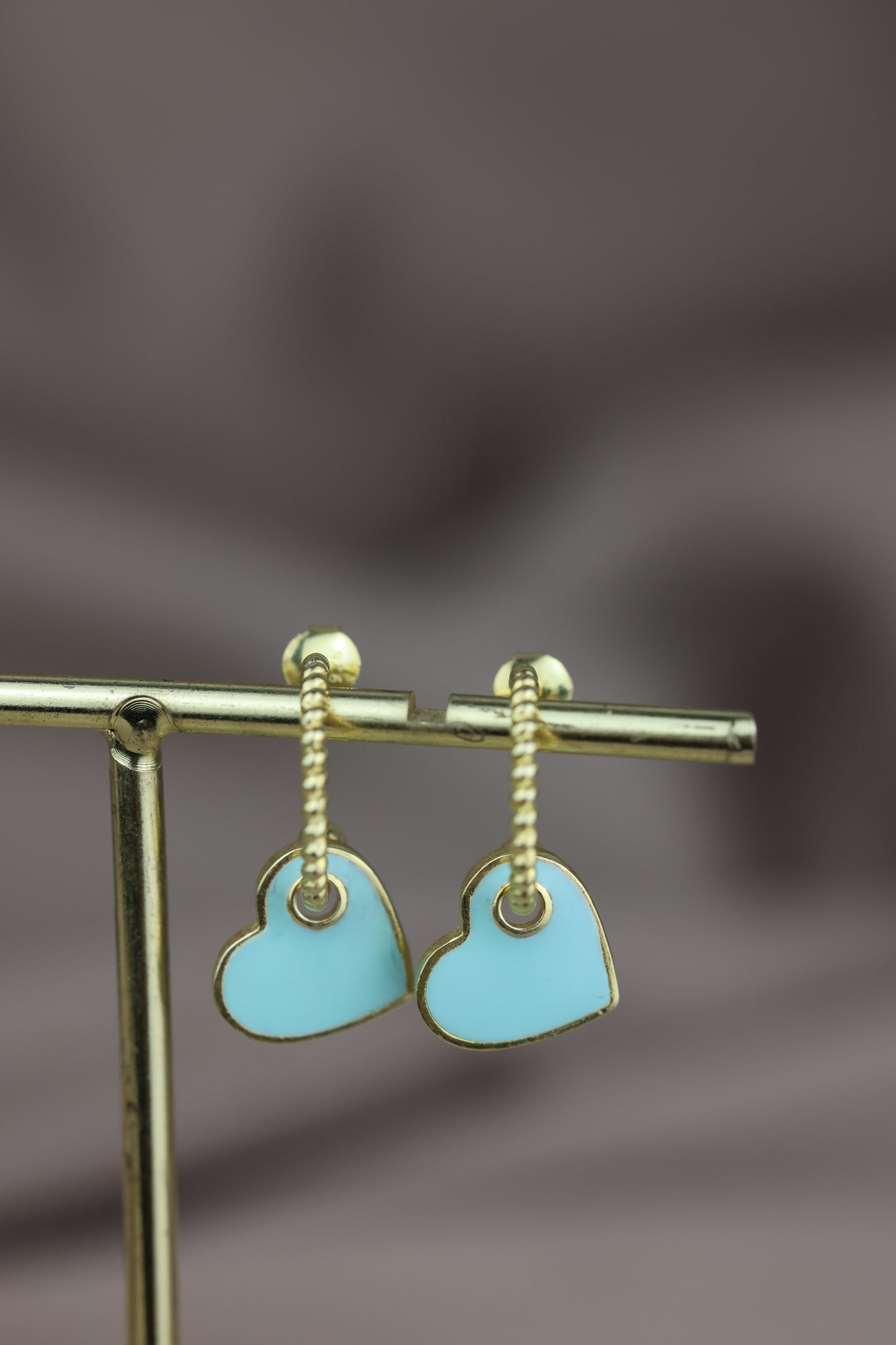 Aretes de media argollas con dije de corazoncito #200|#201