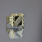 Anillo cuadrado con circones #422