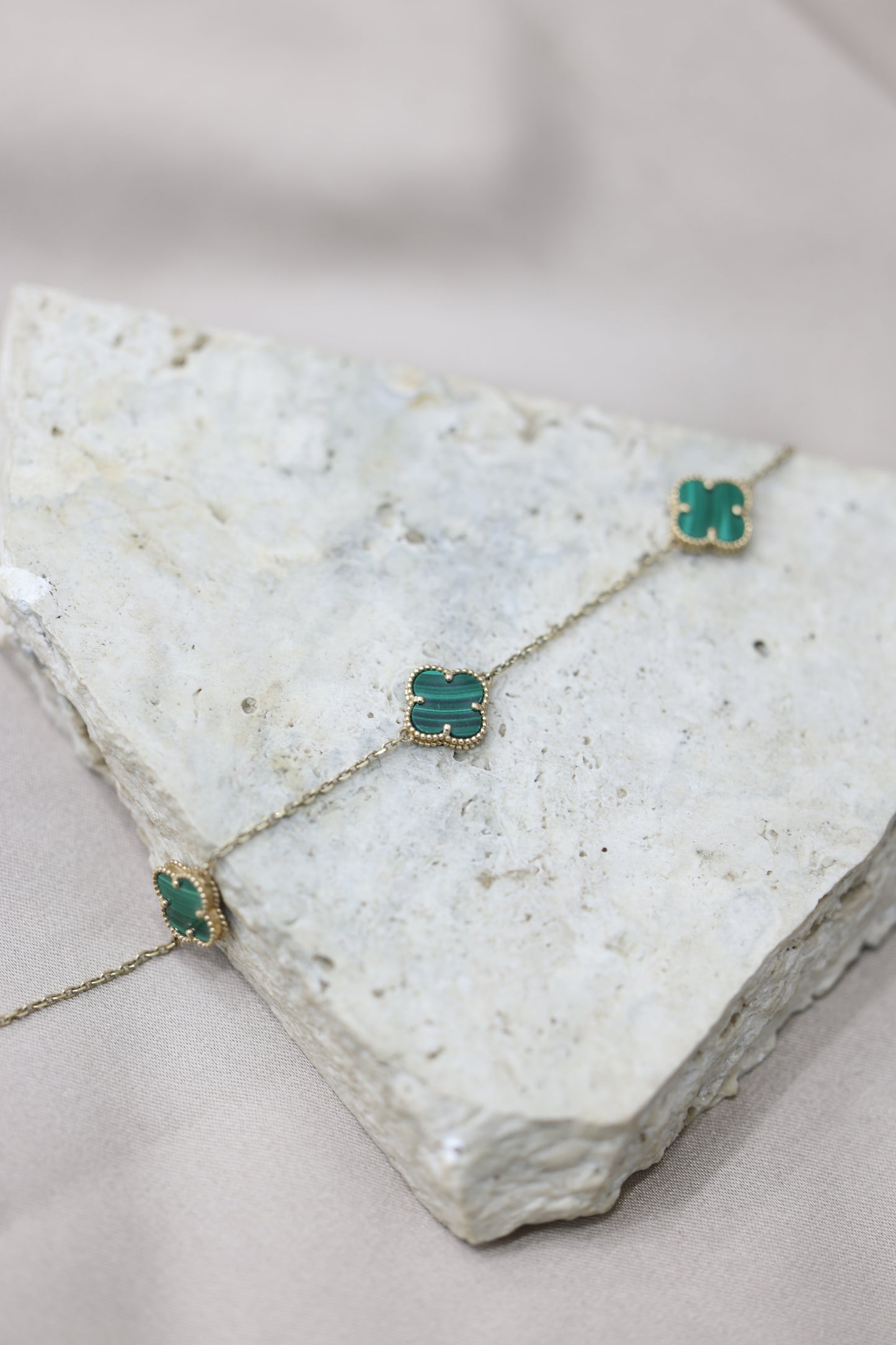 Pulsera flores verdes #P1-24