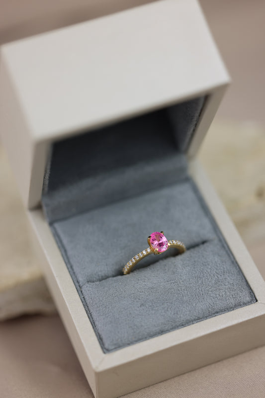Pink oval ring #605