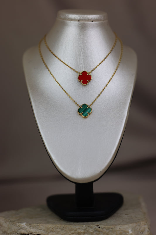 Collar con florecita #619