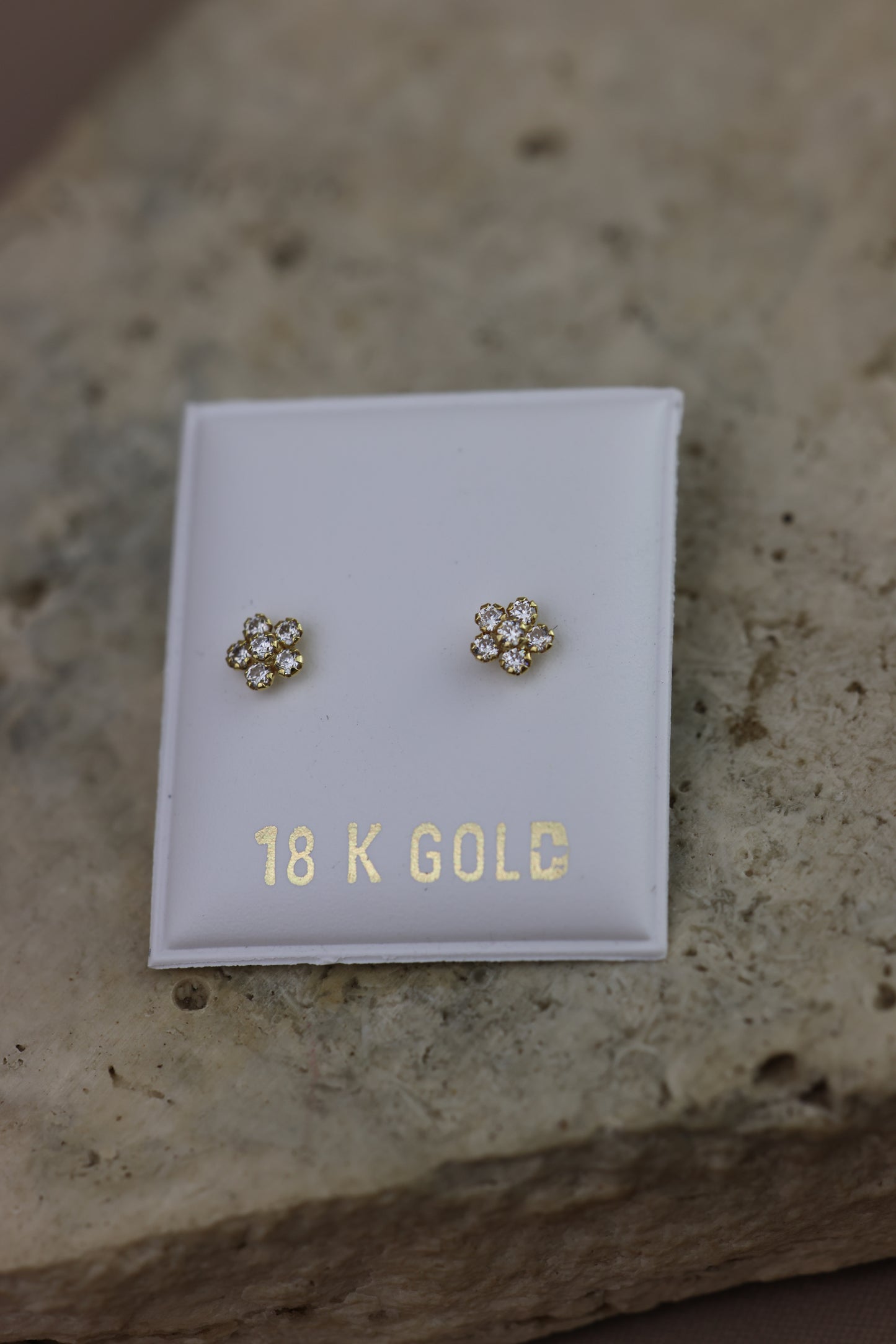Aretes de bebe flor #275