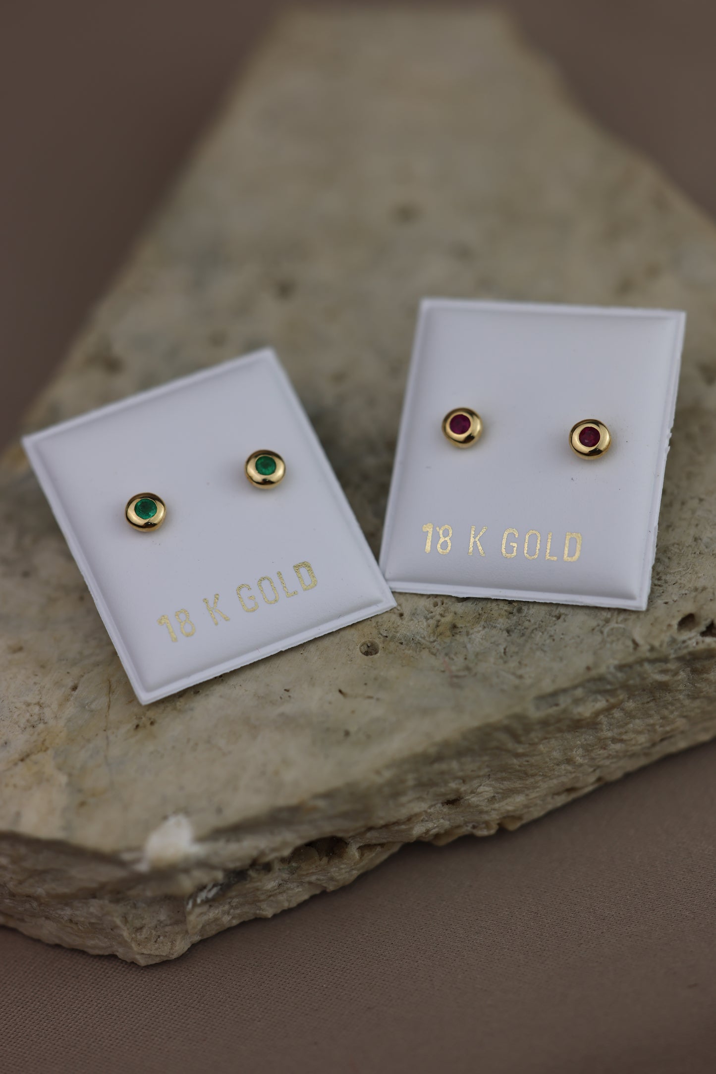 Aretes de bebe puntos rojo #272 #273