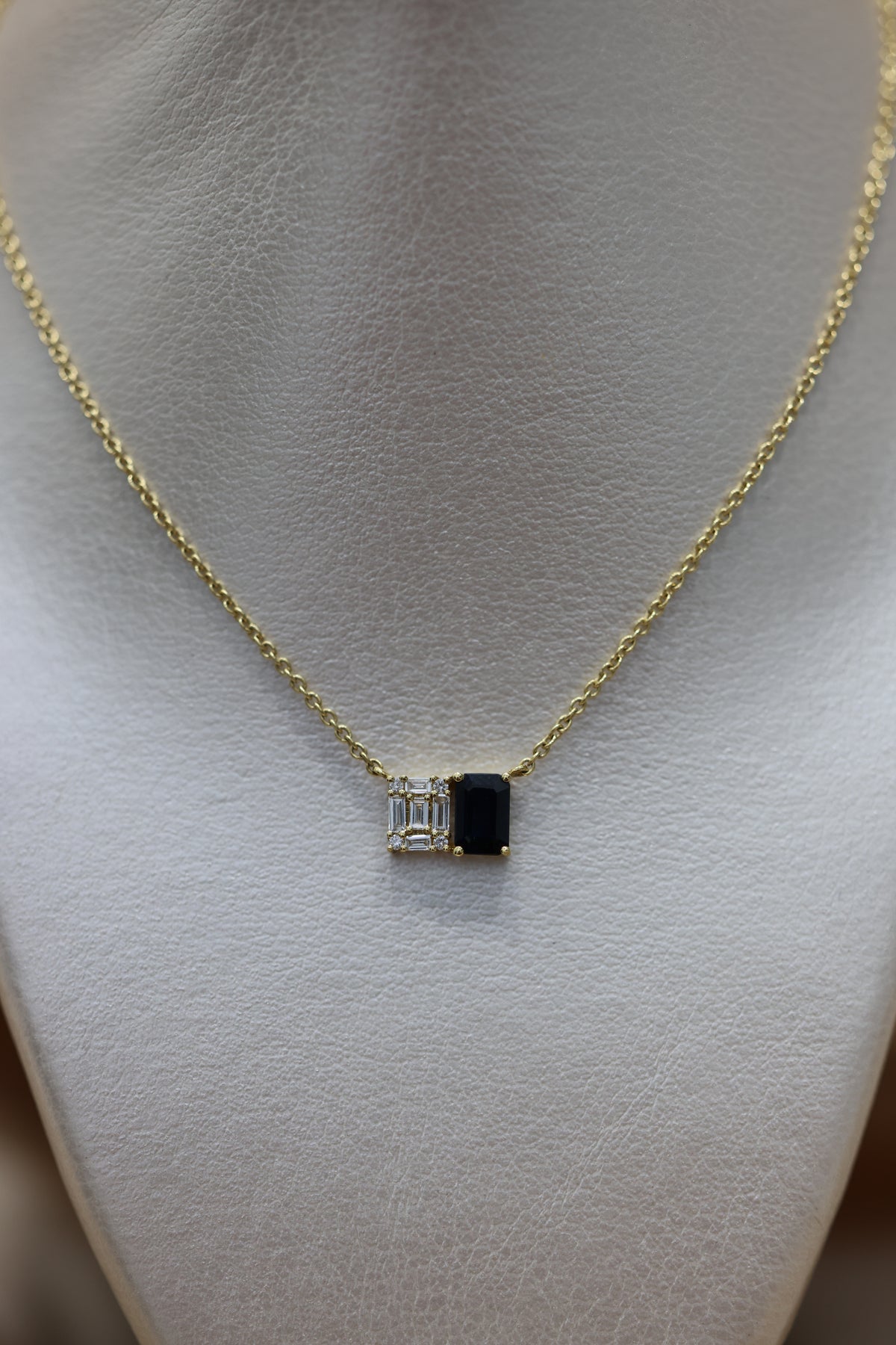 Diamond and sapphire #A50