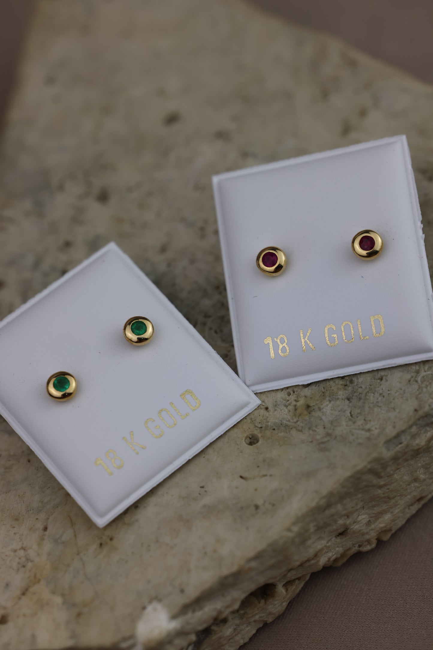 Aretes de bebe puntos rojo #272 #273
