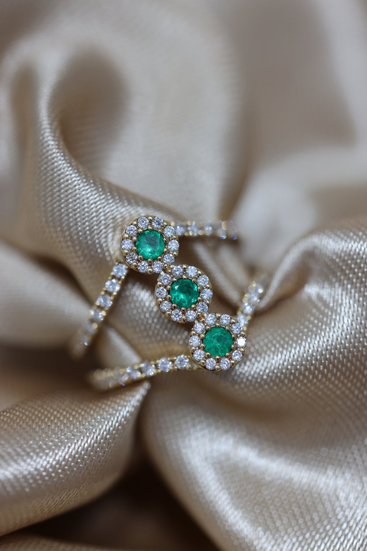 Majestic Emerald Ring
