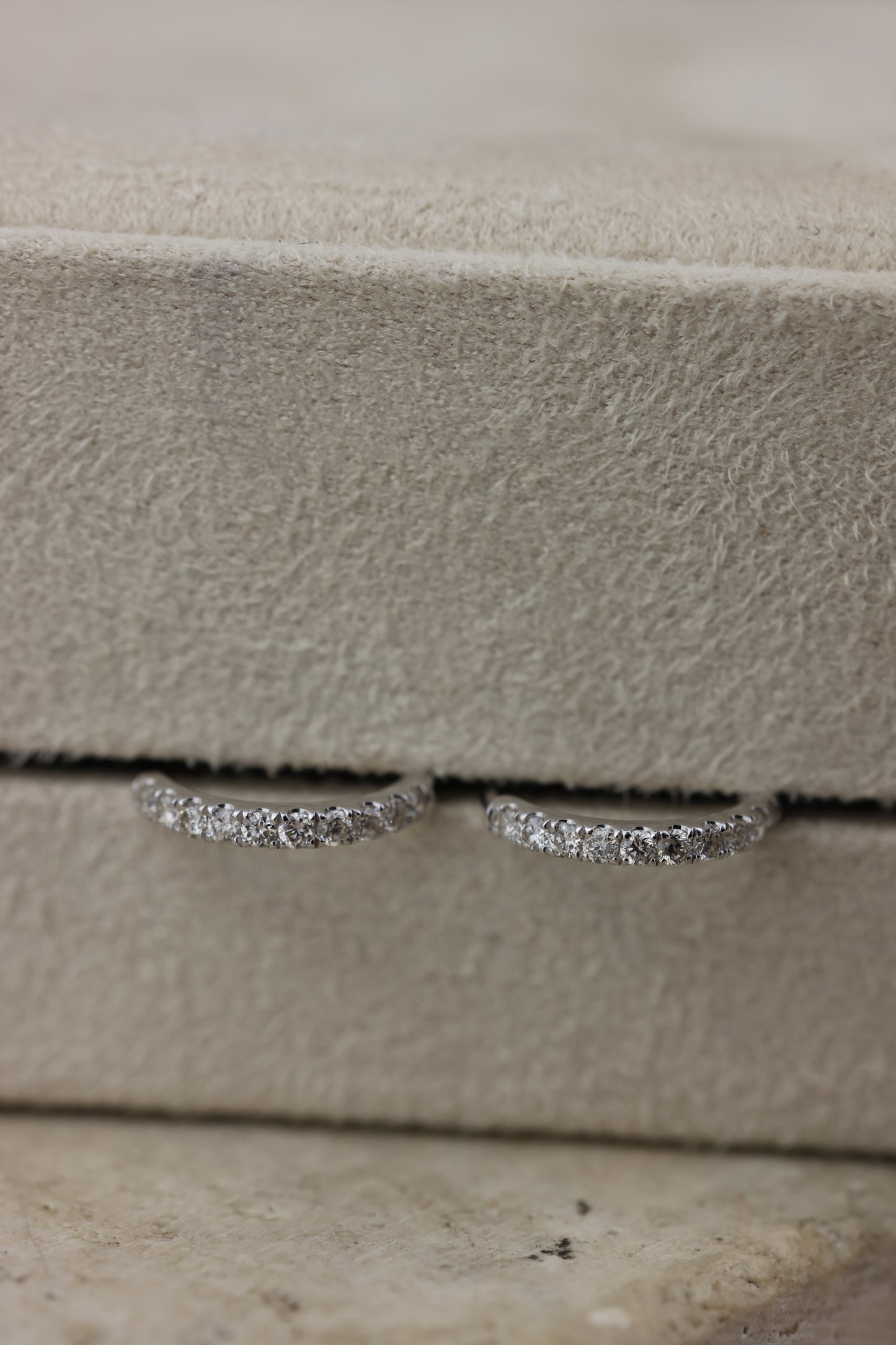 Mini Diamond Earr. Ob #14140