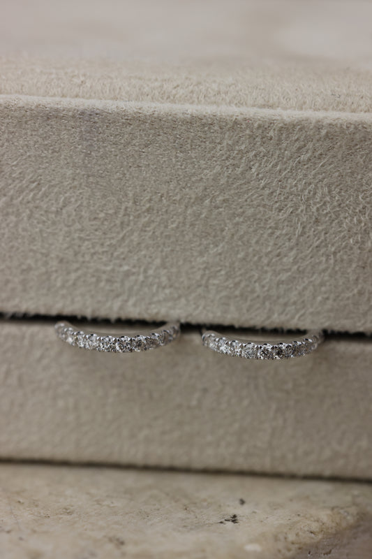 Mini Diamond Earr. Ob #14140