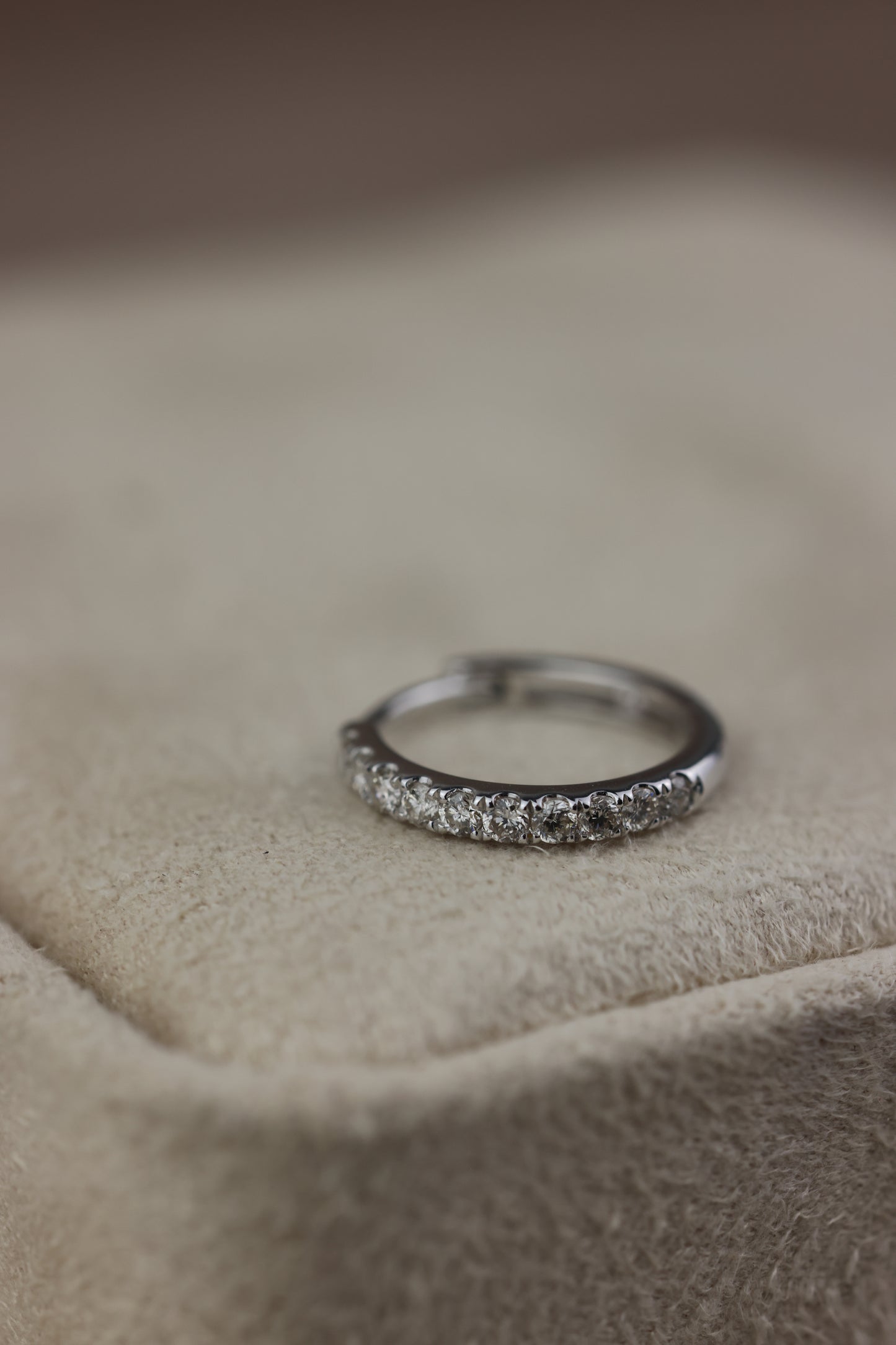 Mini Diamond Earr. Ob #14140