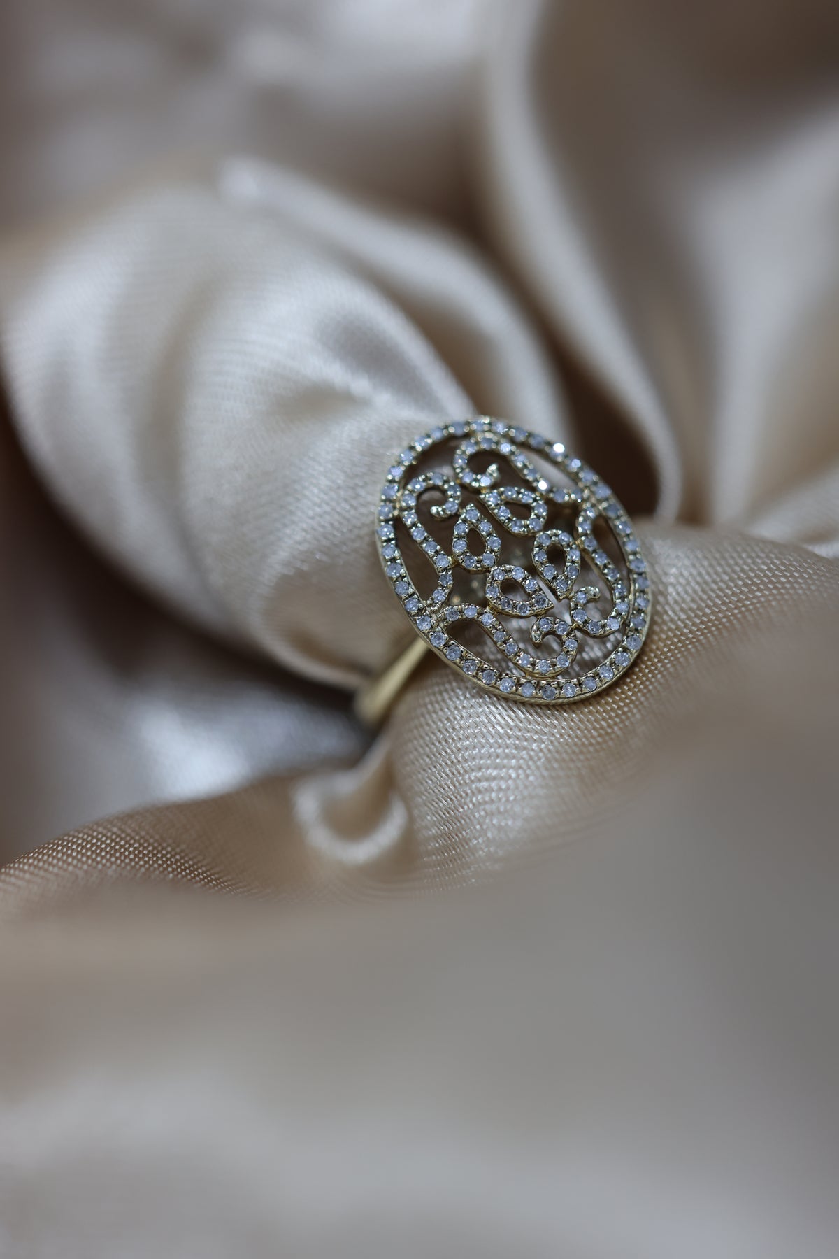 Esmé Ring
