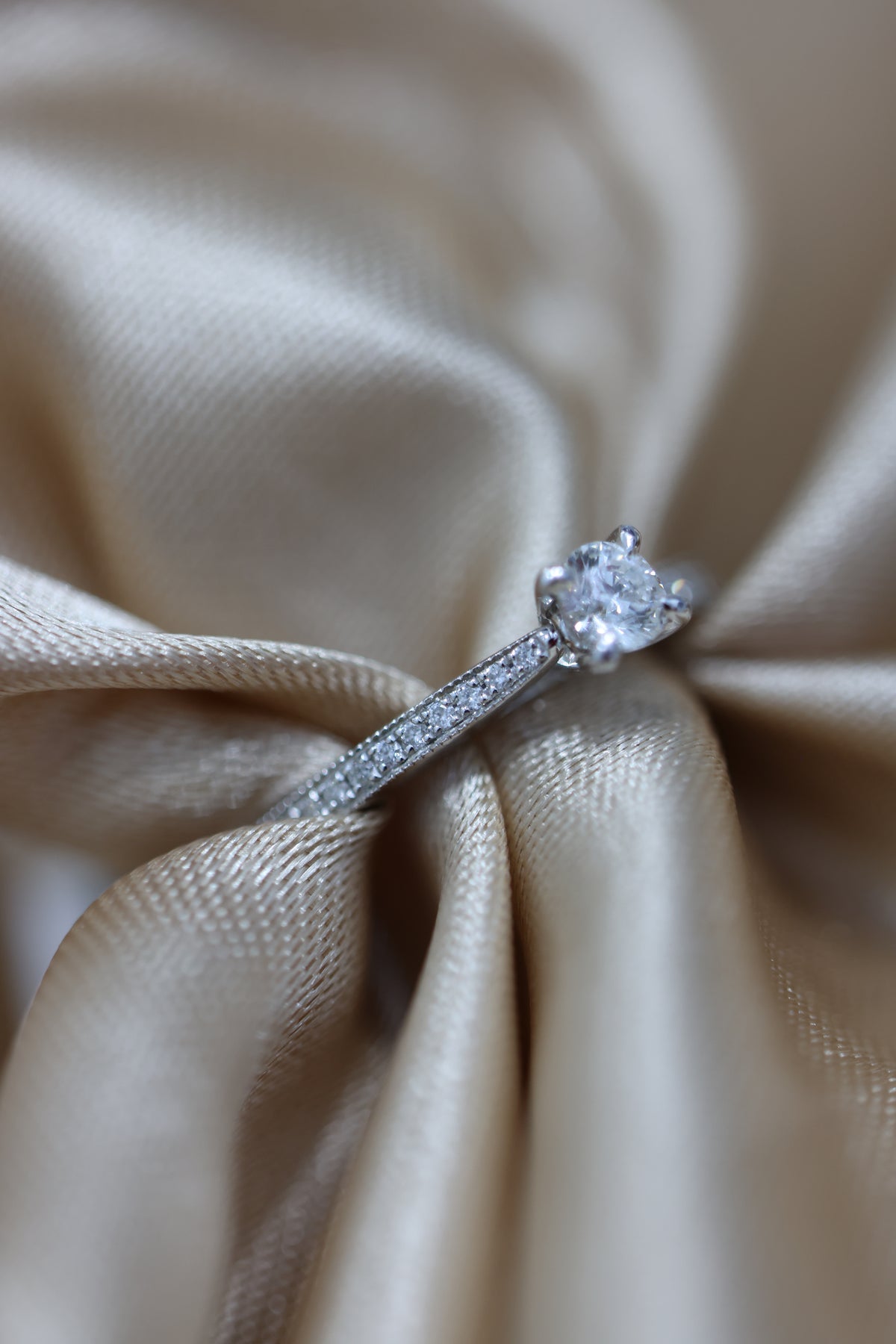 Solitaire ring