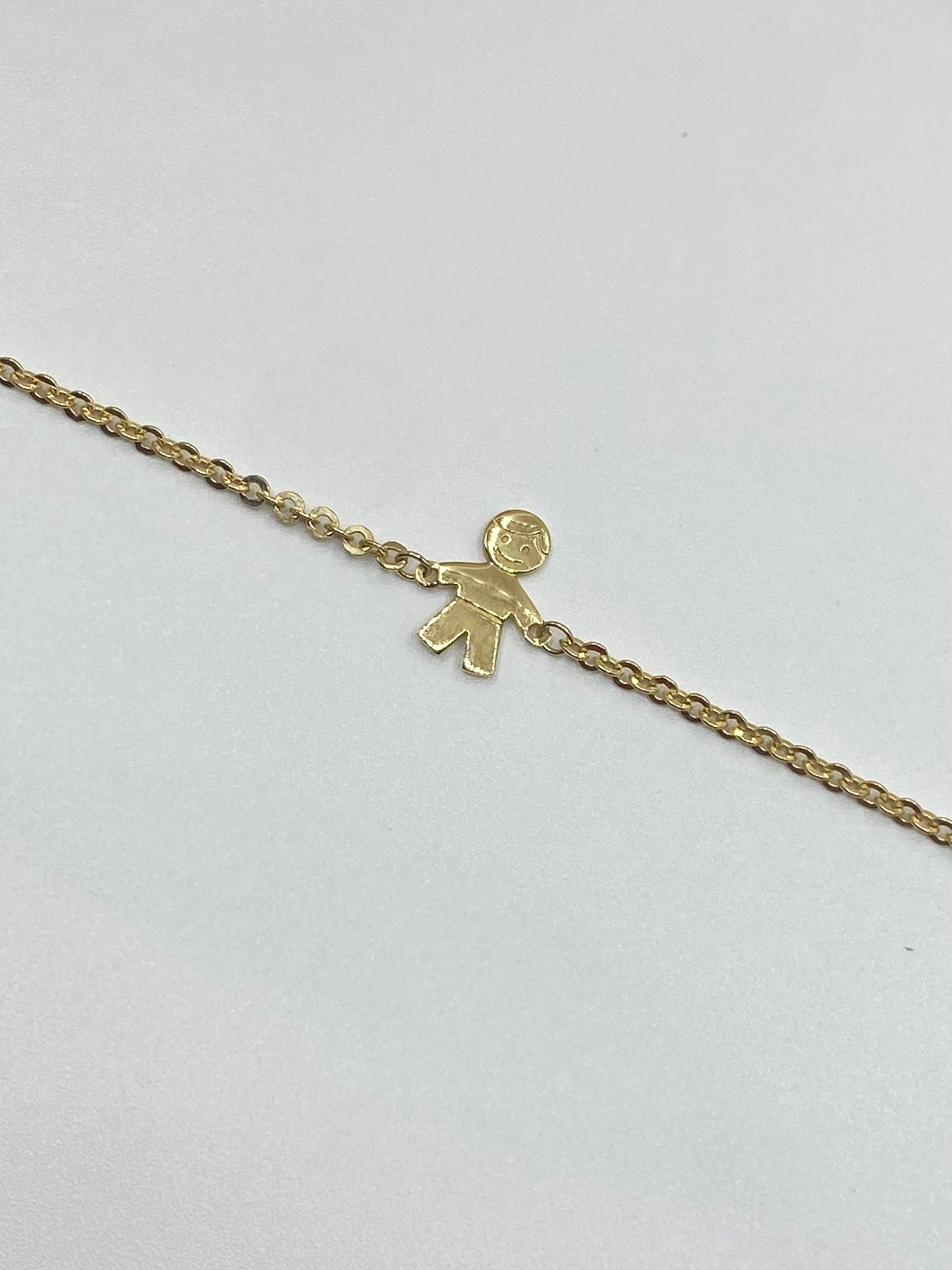 Pulsera con dije de niño - 18k