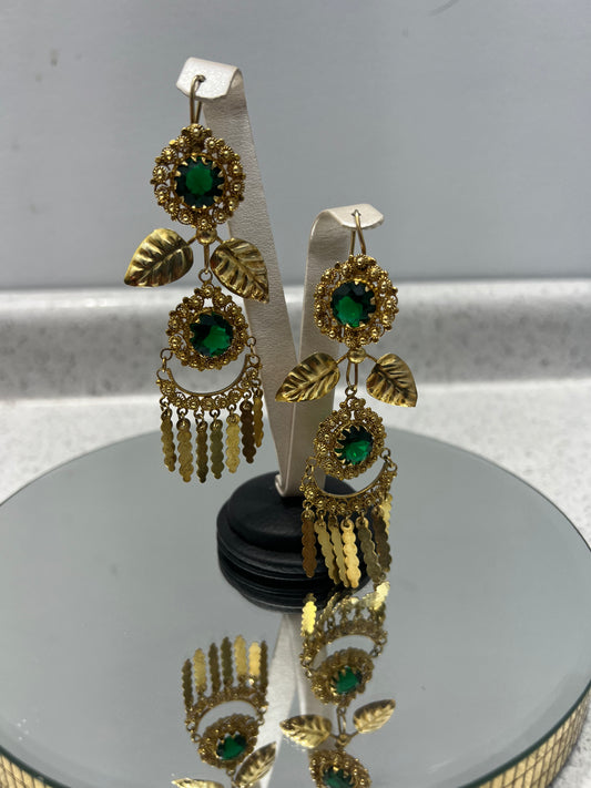 Zarcillos con piedras verdes y brillos #pt5