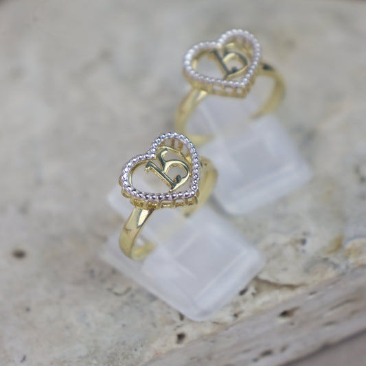 Anillo de 15años corazon 10k #40