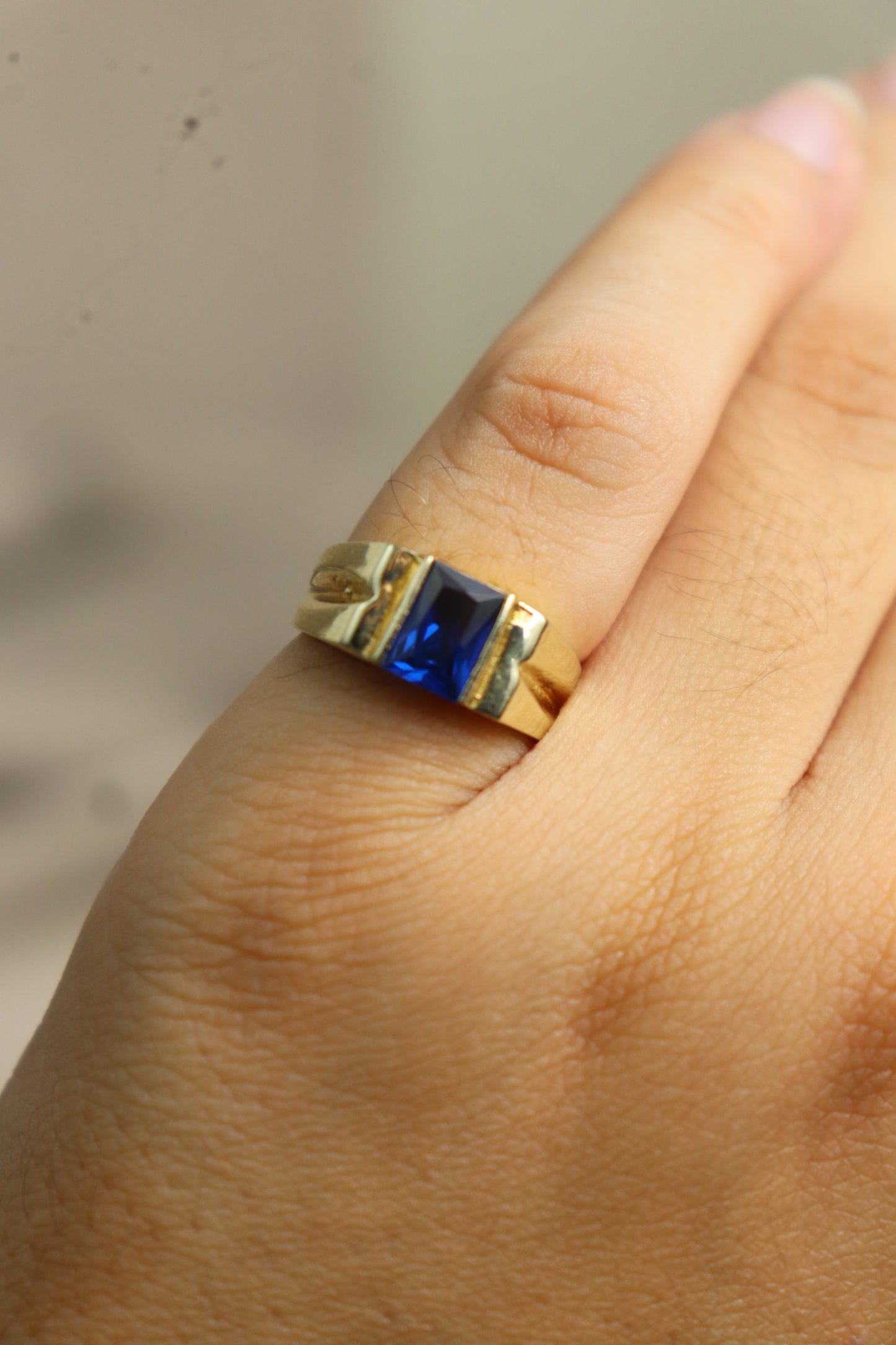 Ring blue #147