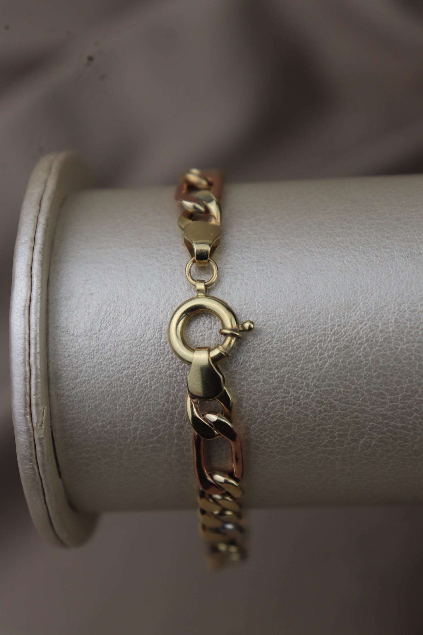 Pulsera Fígaro 3 oros 10k #53