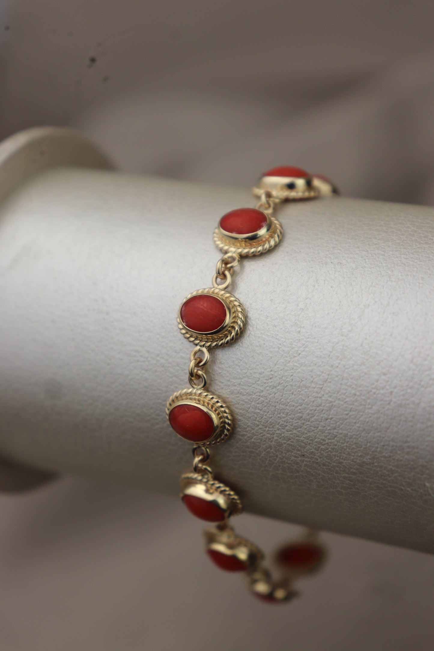Pulsera coral 10k #62