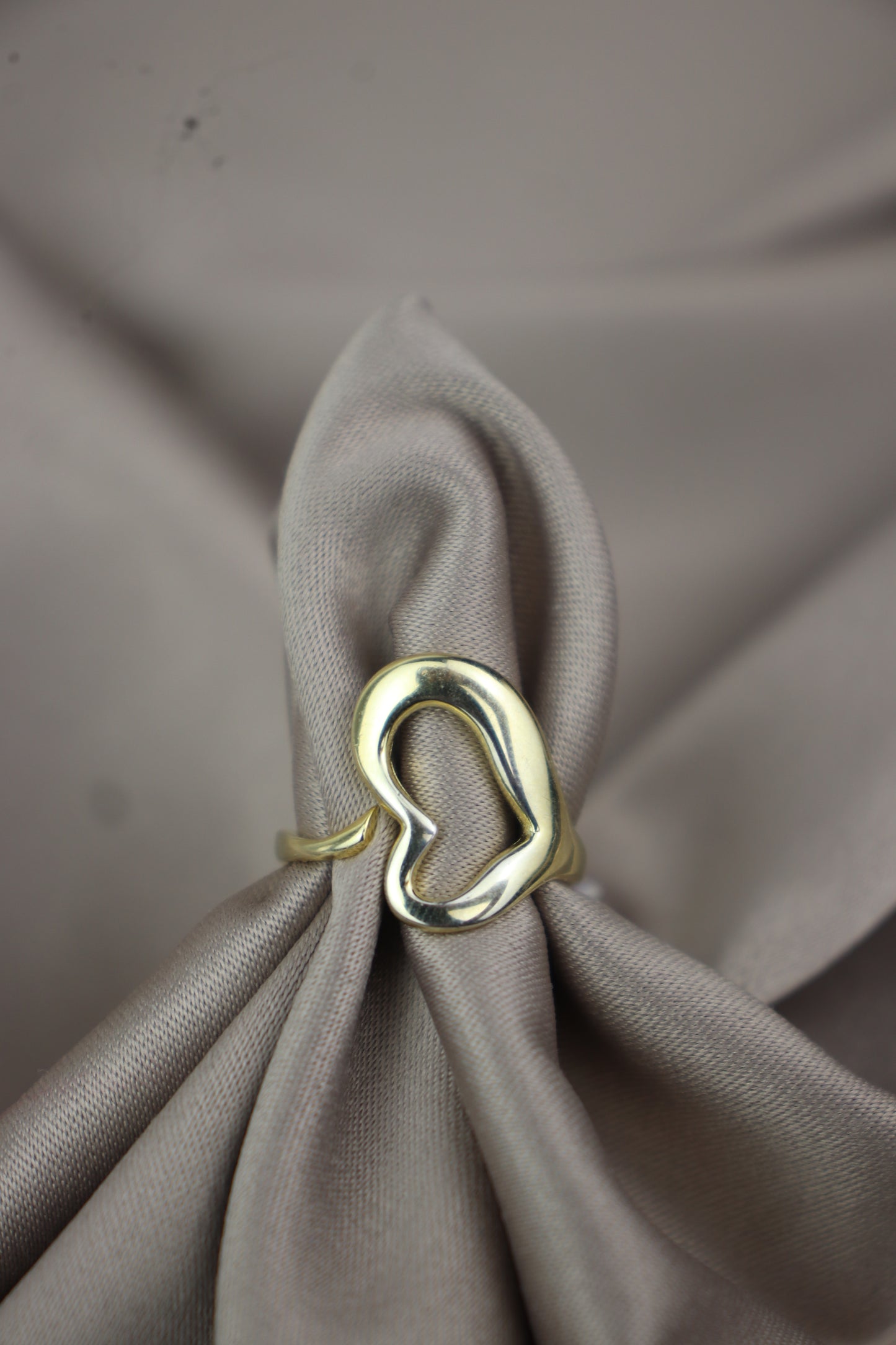 Anillo medio corazon - plata #84