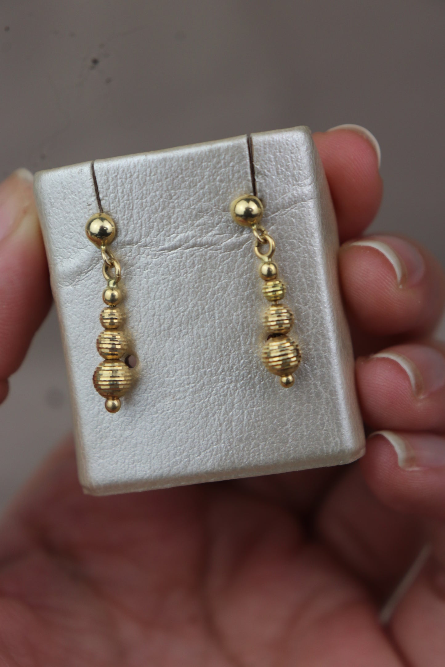 Colgantes de bolitas - 18k #95